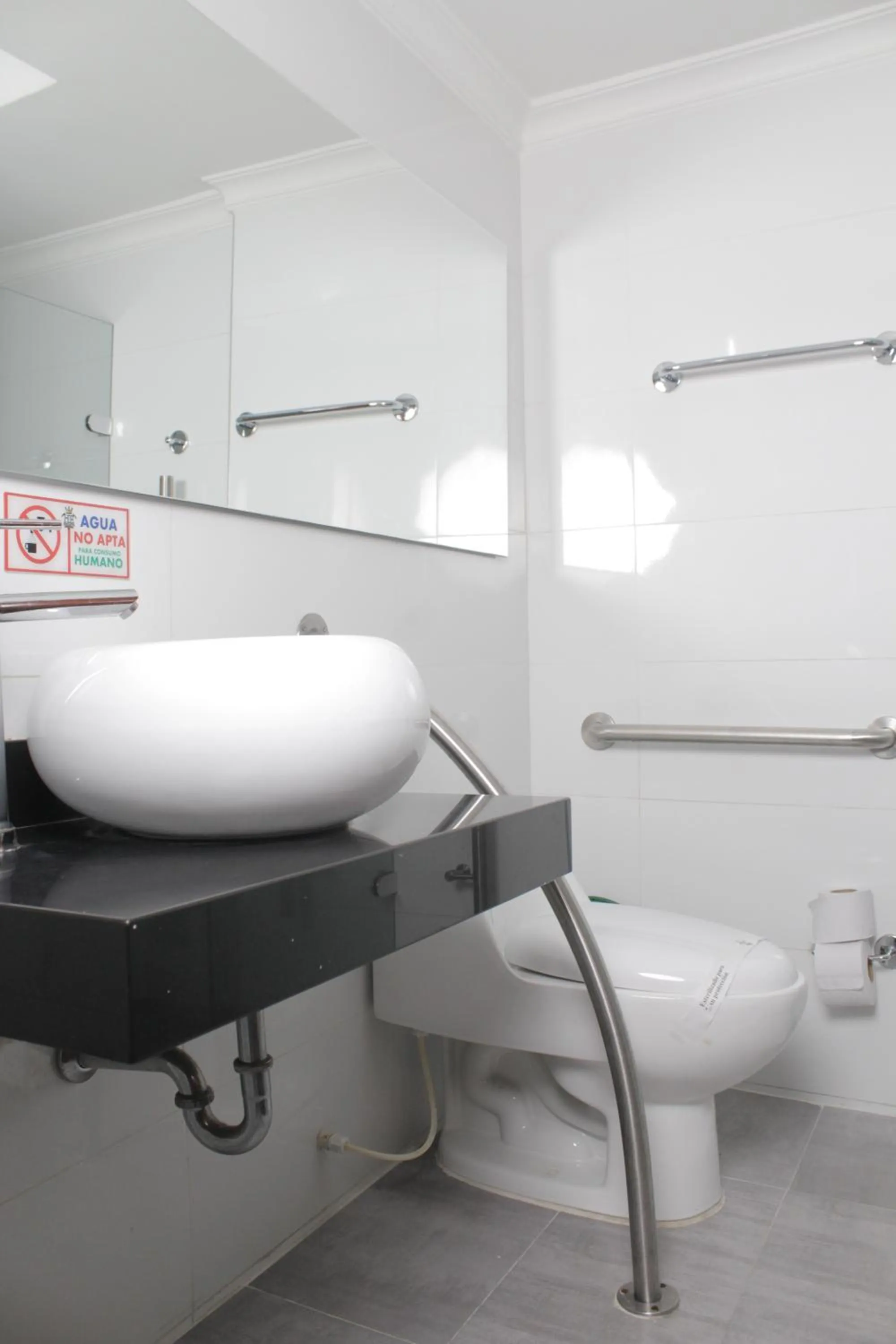 Bathroom in Hotel Exelsior