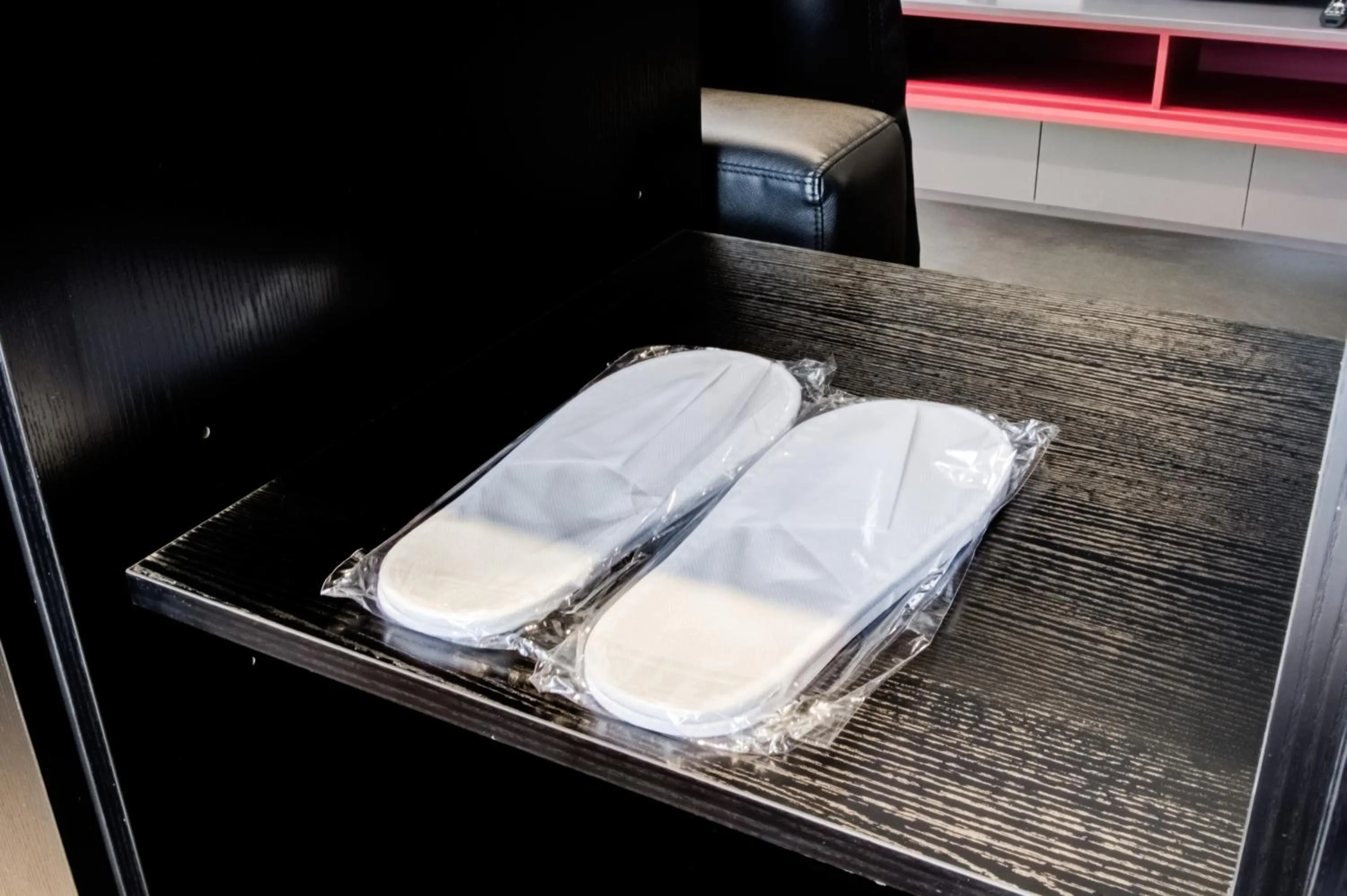 Decorative detail in Axon Residence at Pavilion KLCC KL Tower view by KIMIRO