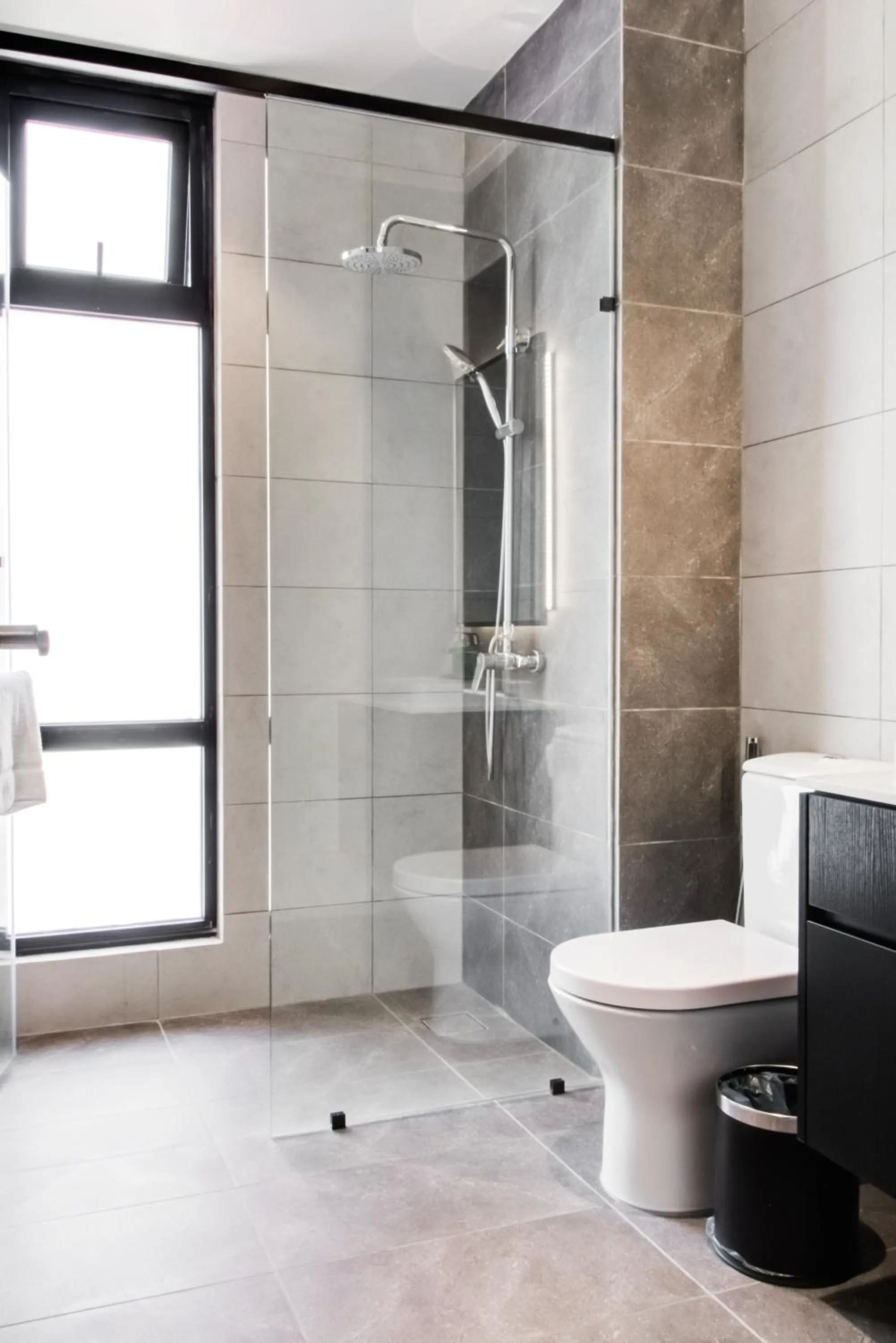 Toilet in Axon Residence at Pavilion KLCC KL Tower view by KIMIRO