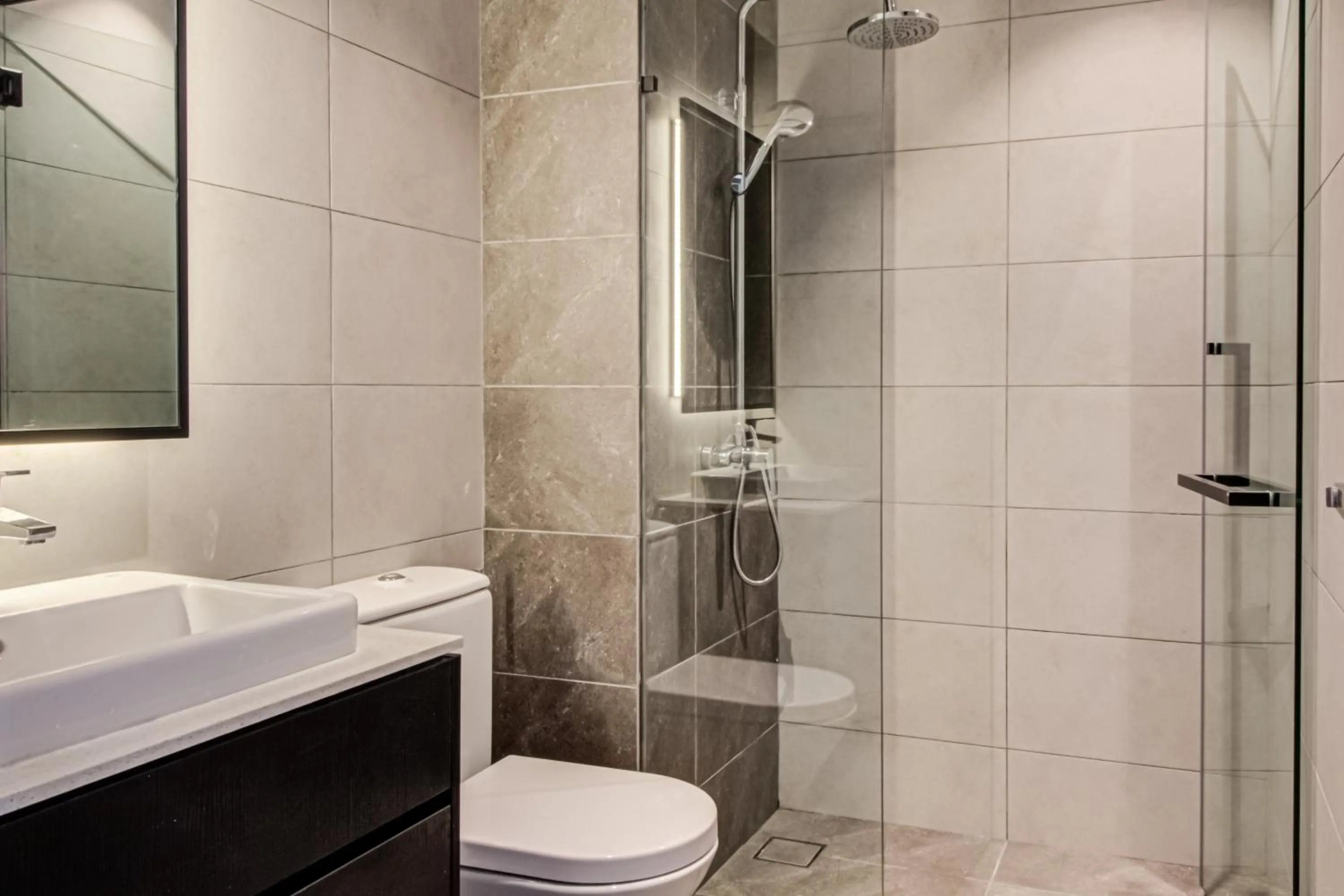 Toilet in Axon Residence at Pavilion KLCC KL Tower view by KIMIRO