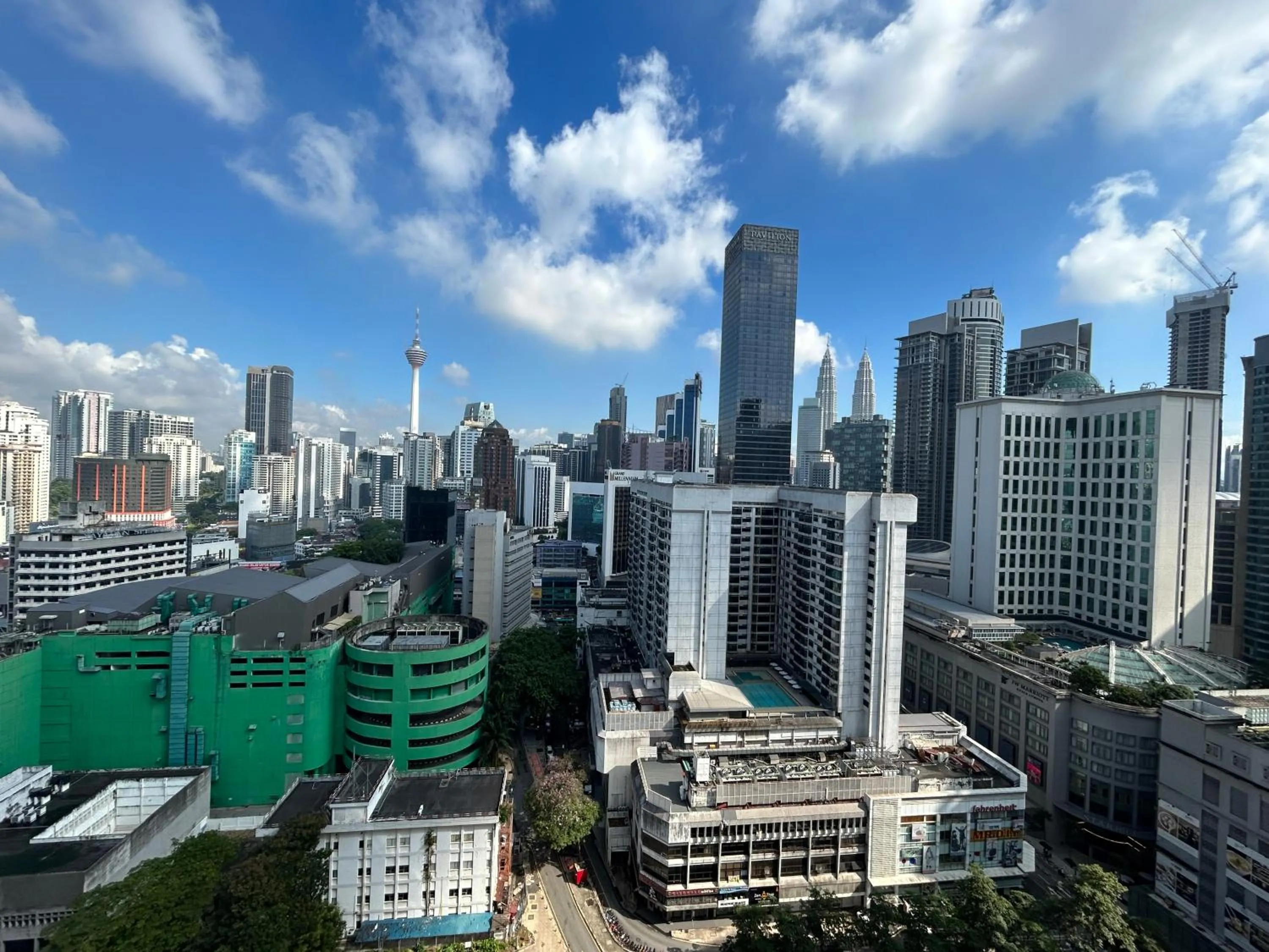 Property building in Axon Residence at Pavilion KLCC KL Tower view by KIMIRO