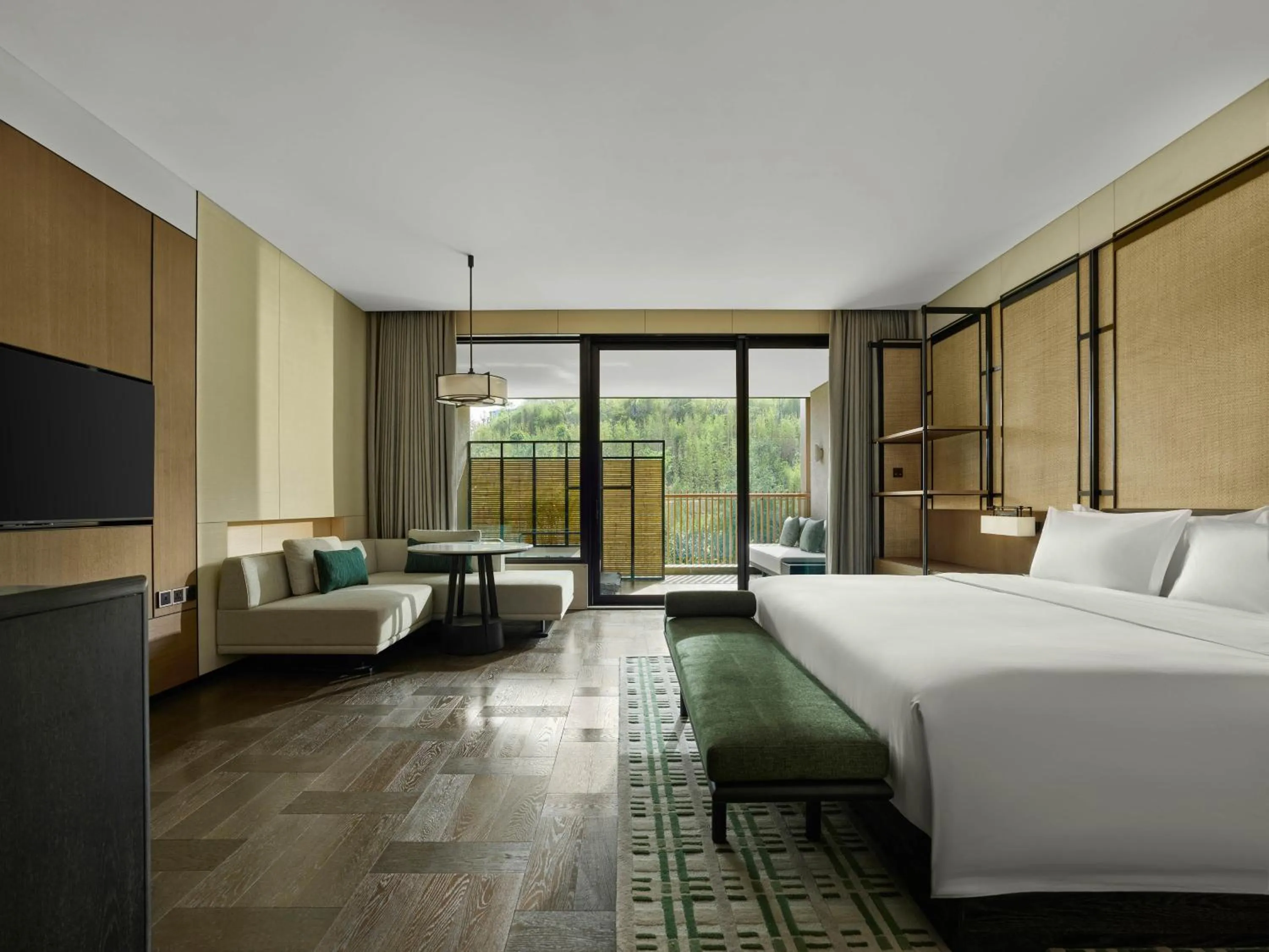 View (from property/room), Bed in Banyan Tree Dongguan Songshan Lake