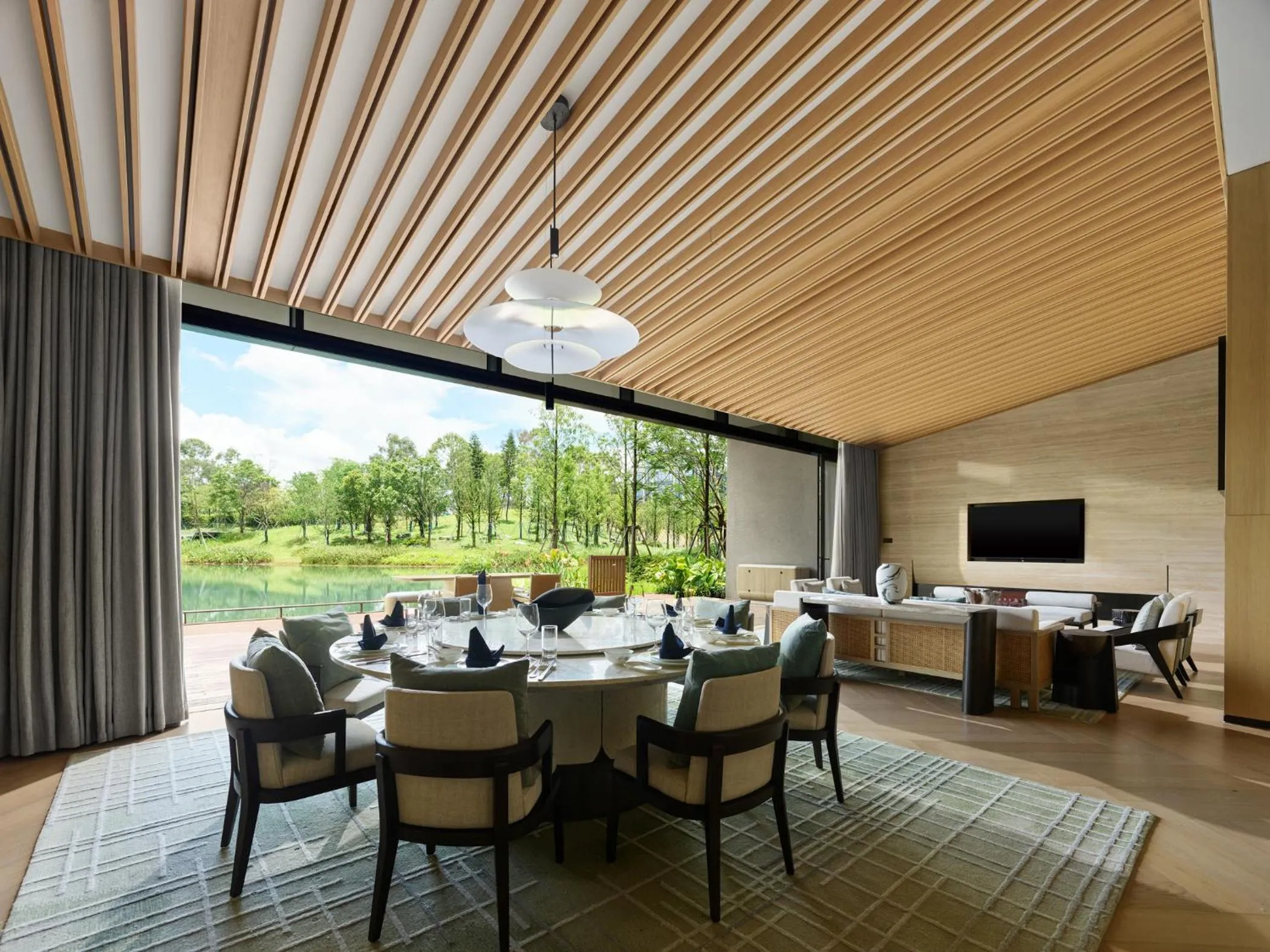 Restaurant/places to eat in Banyan Tree Dongguan Songshan Lake