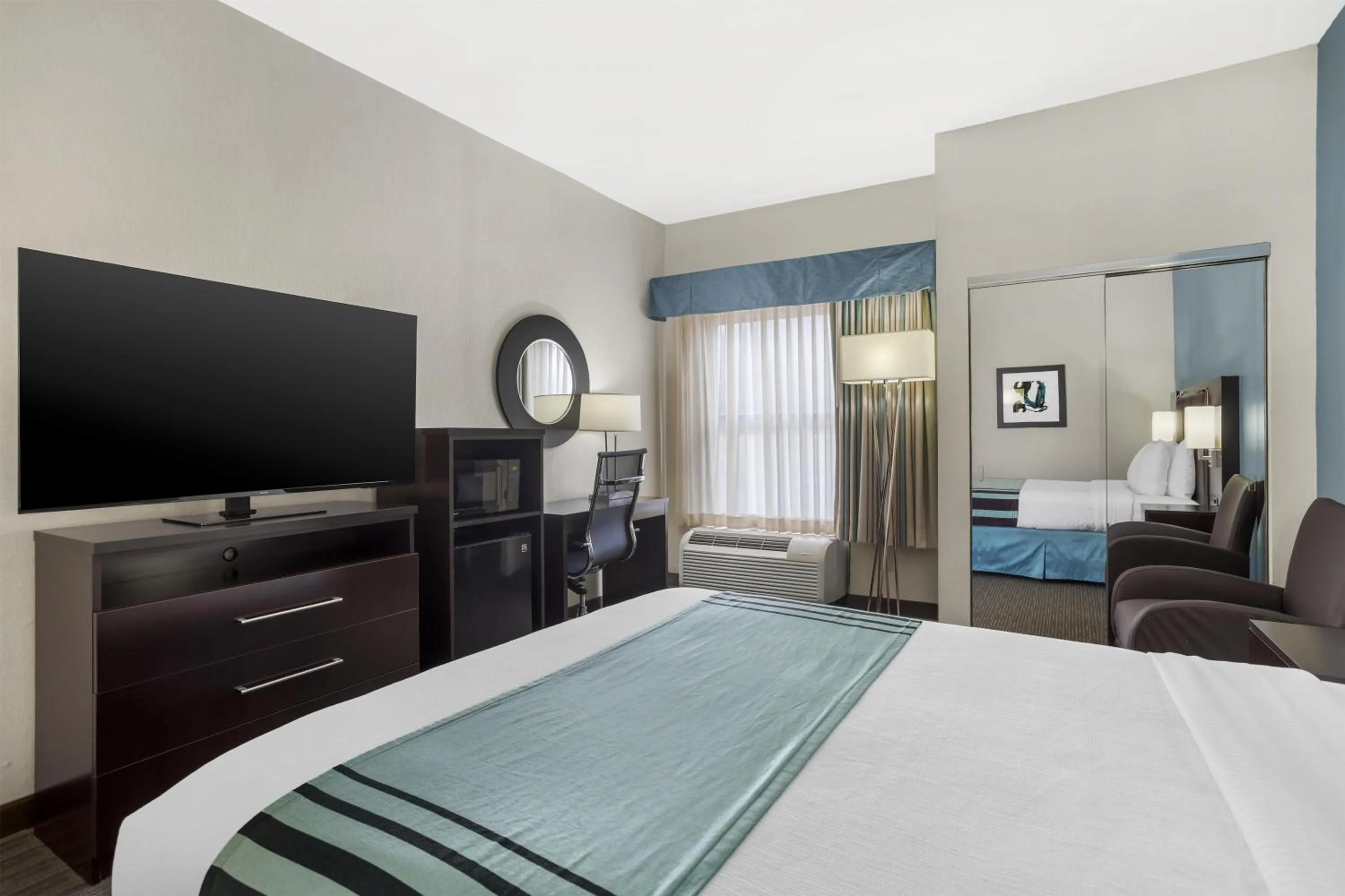 Bedroom, Bed in Best Western Plus Tallahassee North Hotel