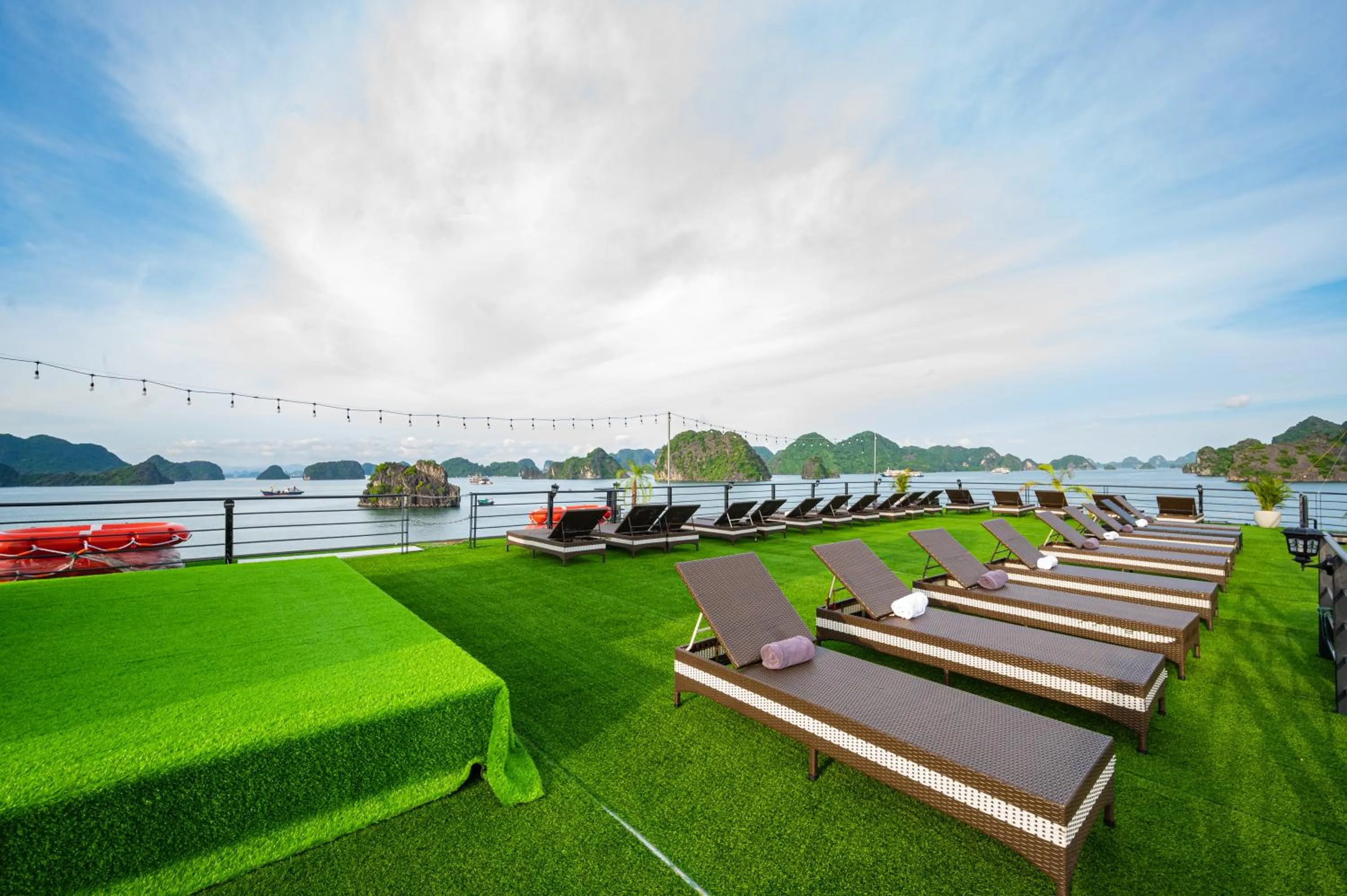 Property building in Venus Cruises Halong Bay by Venus Group