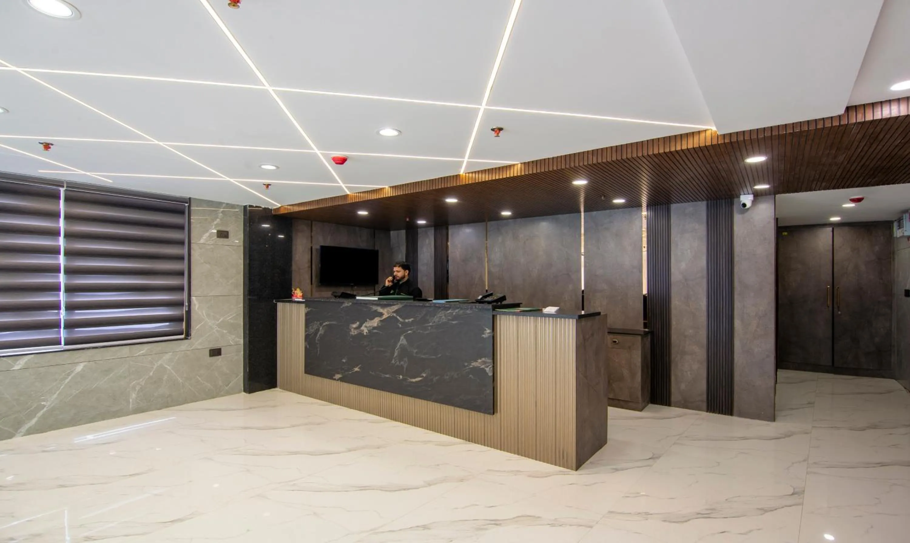 Lobby or reception in Treebo Royal Comfort