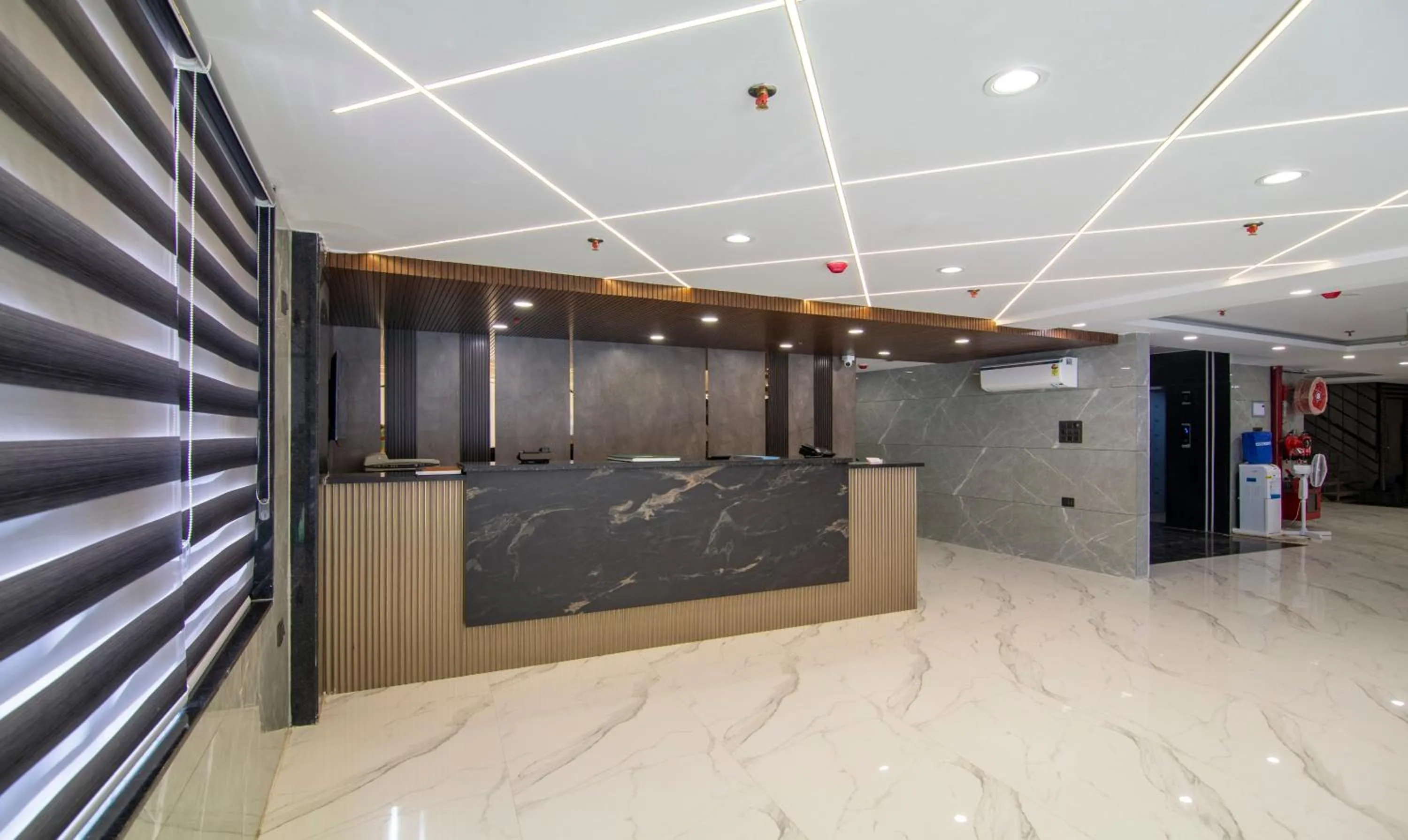 Lobby or reception in Treebo Royal Comfort