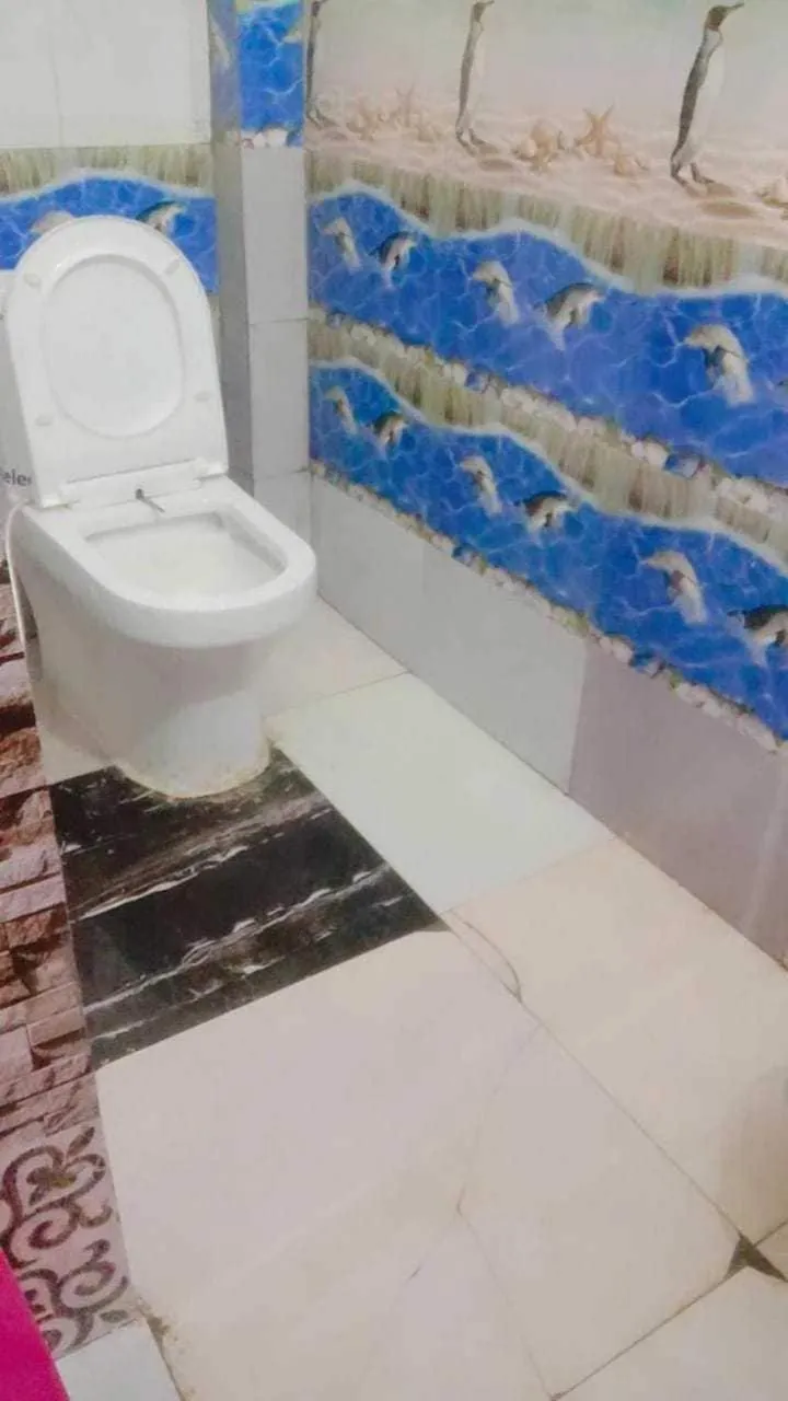 Bathroom in OYO Flagship The Crown Guest House