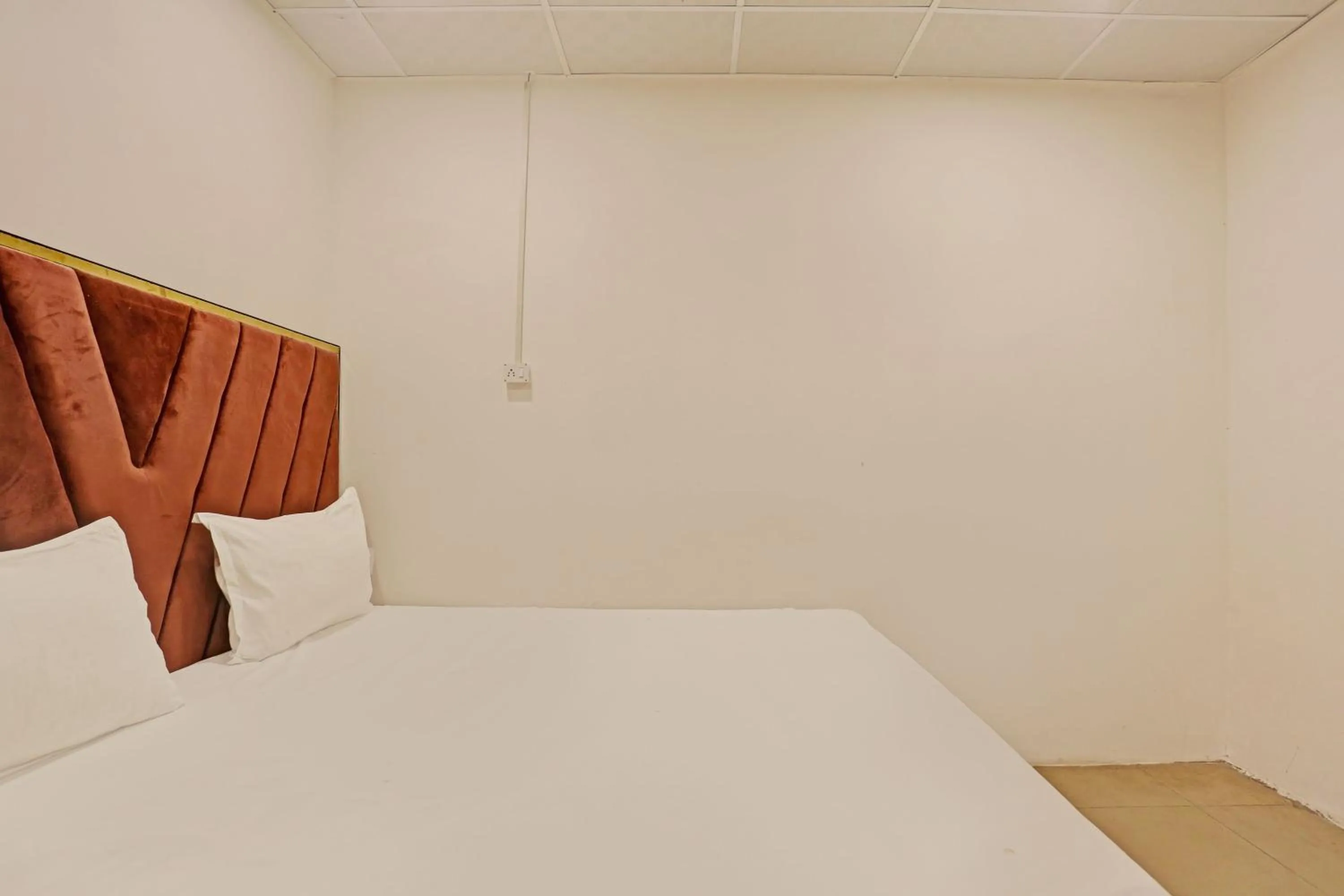 Bedroom, Bed in Hotel O Silver Key