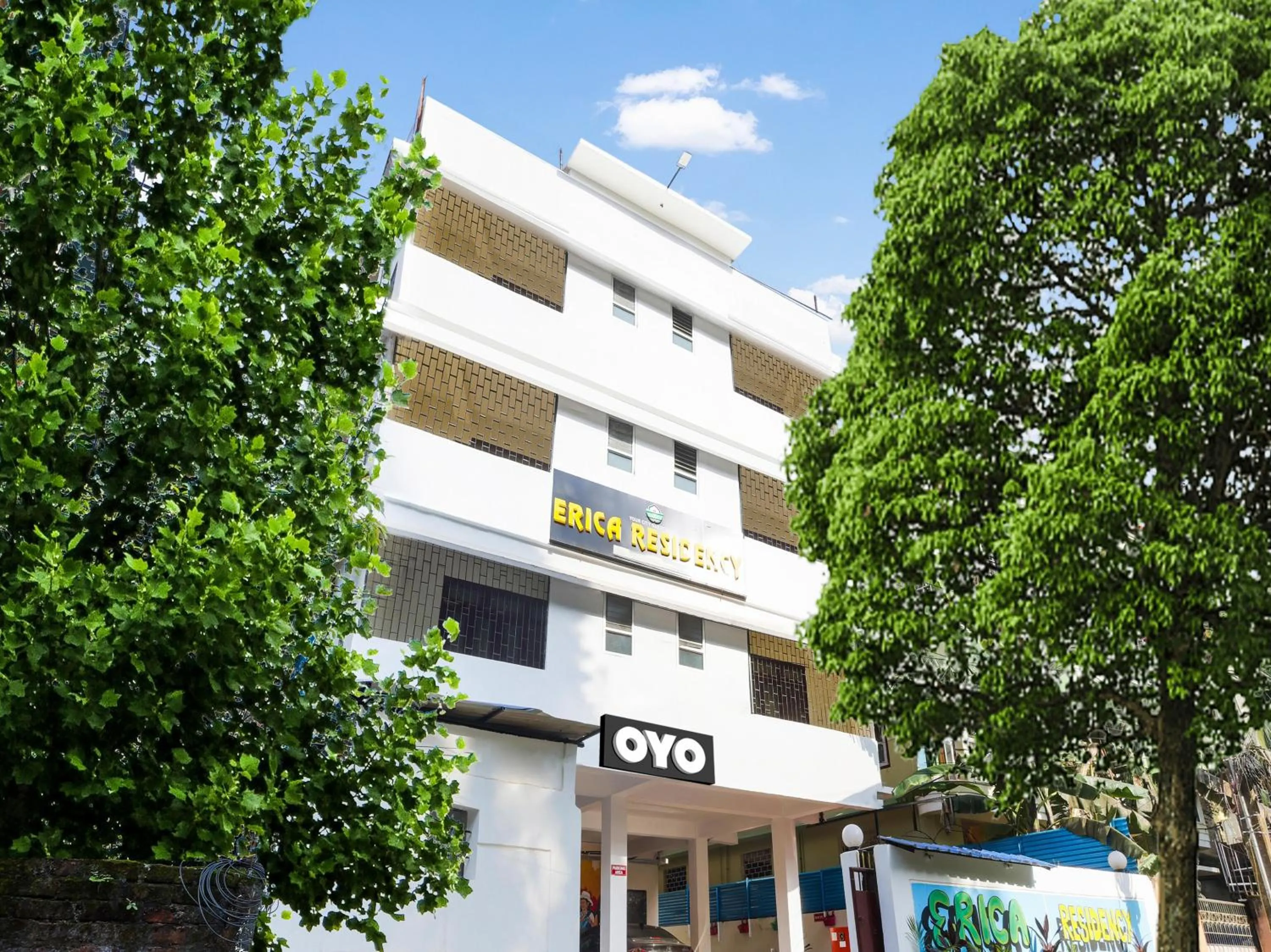 Facade/entrance, Property Building in Collection O Erica