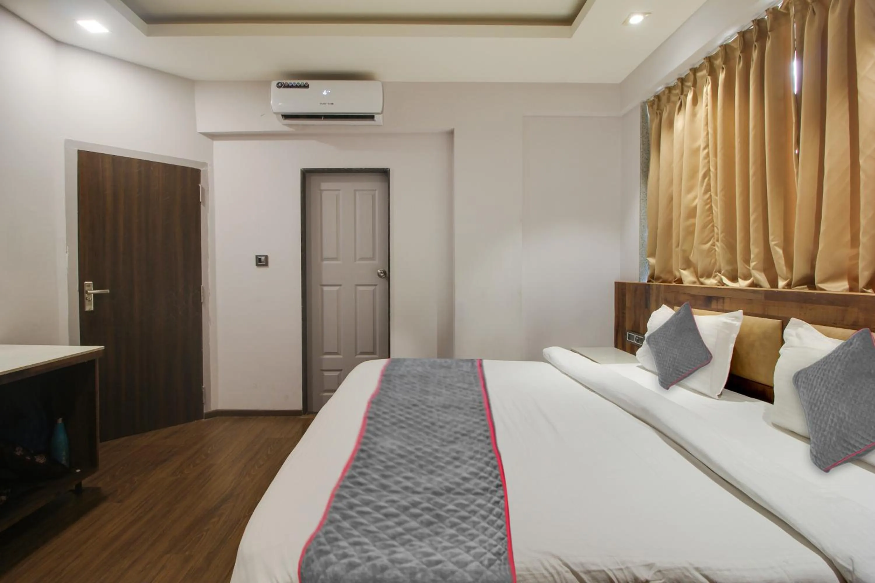 Bedroom in Collection O Avasa Grand