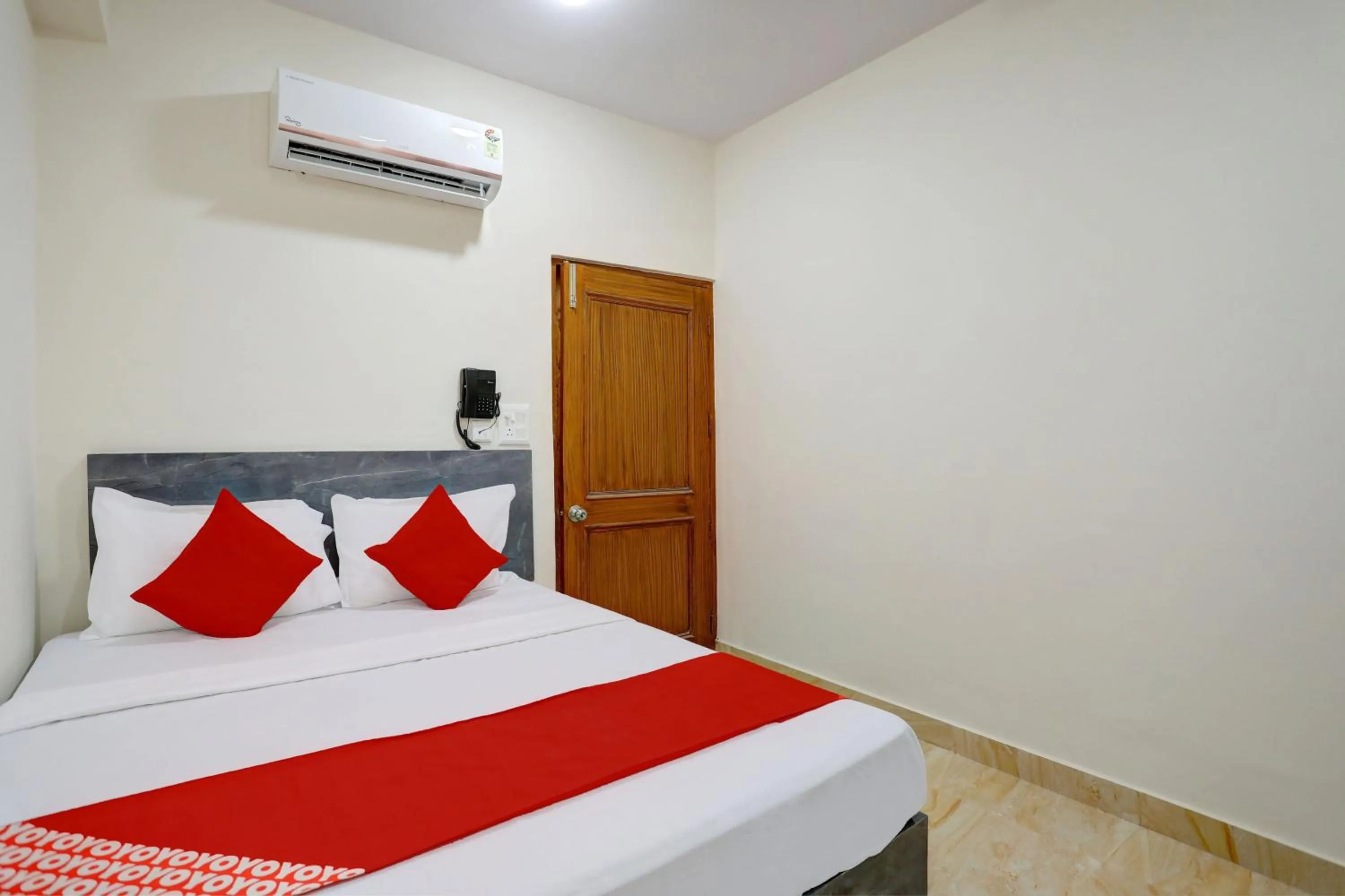 Bedroom in Hotel O Stay Star