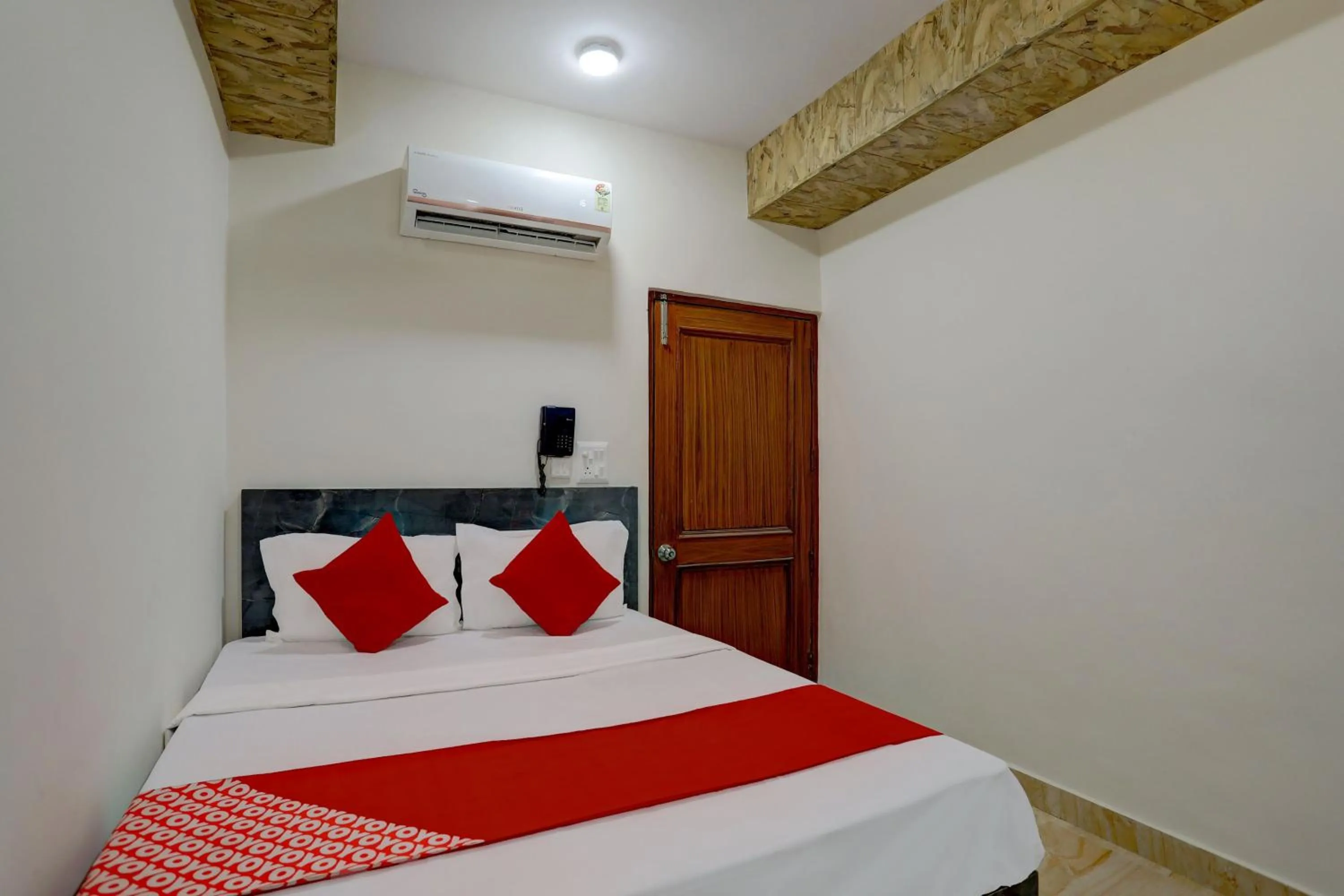 Bedroom in Hotel O Stay Star