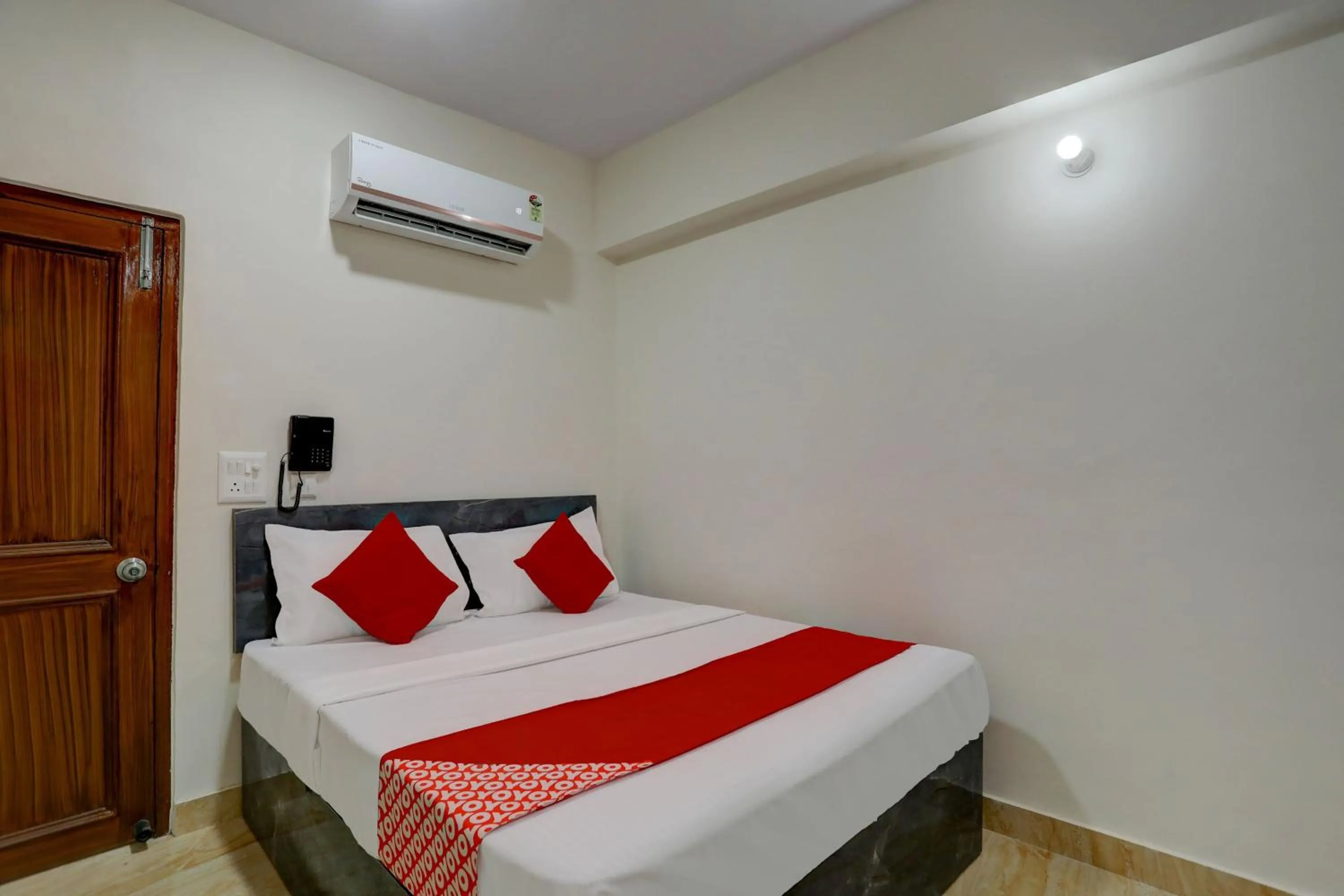 Bedroom in Hotel O Stay Star