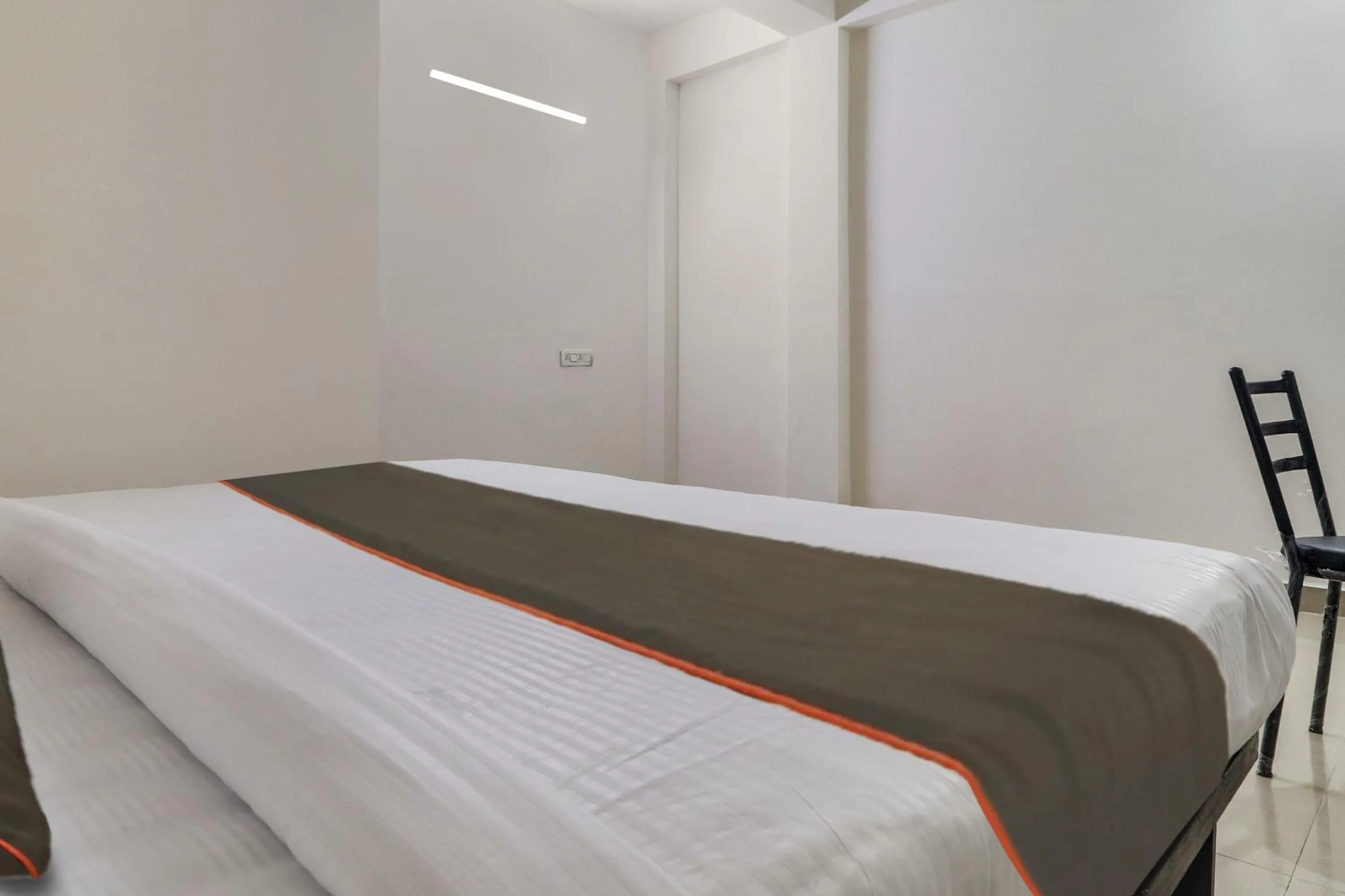 Bedroom, Bed in Collection O SBR Kondapur Near RTO office