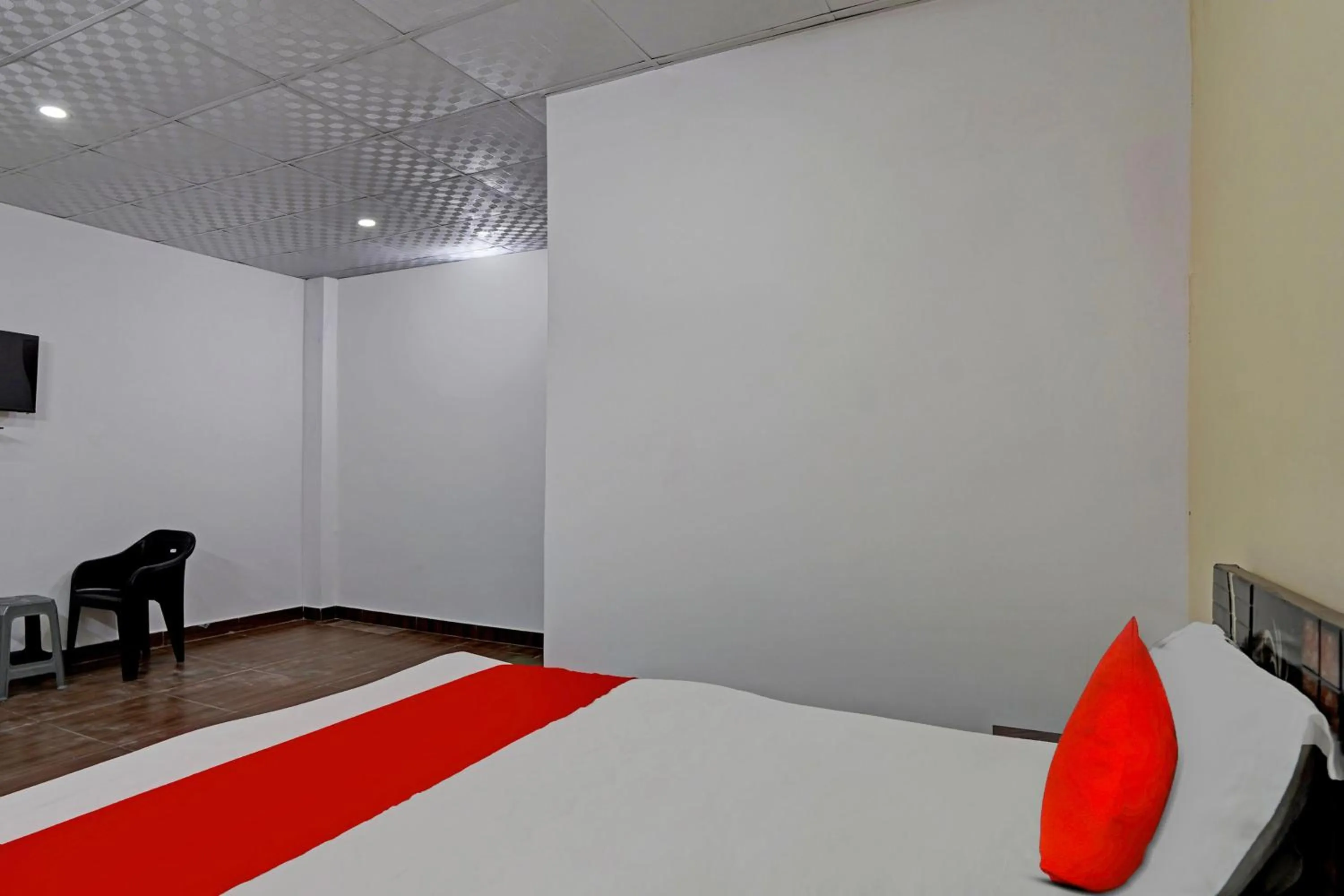 Bedroom, Bed in Hotel O Flagship Zion Hotel And Party Place