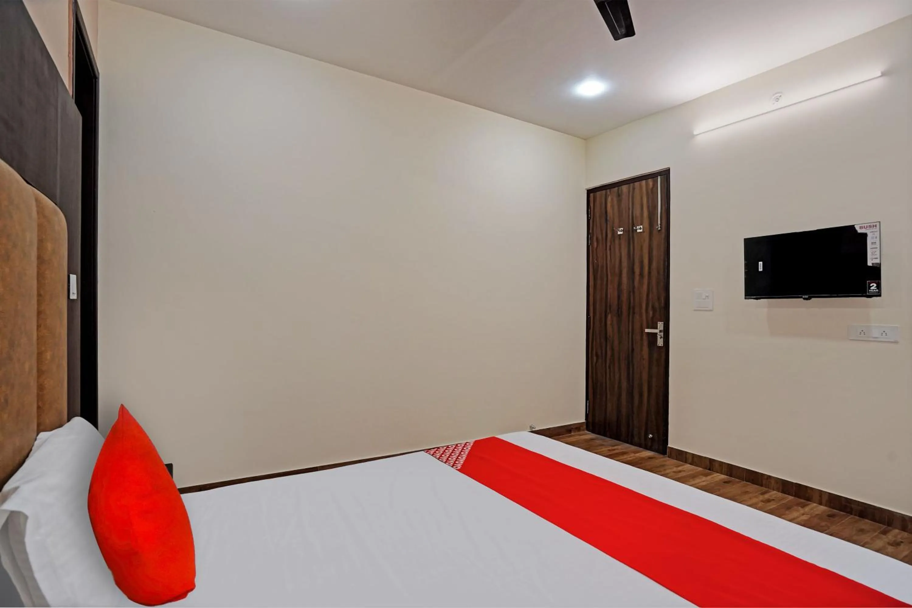 Bedroom, Bed in Hotel O Flagship Hotel Lotus Highway Inn