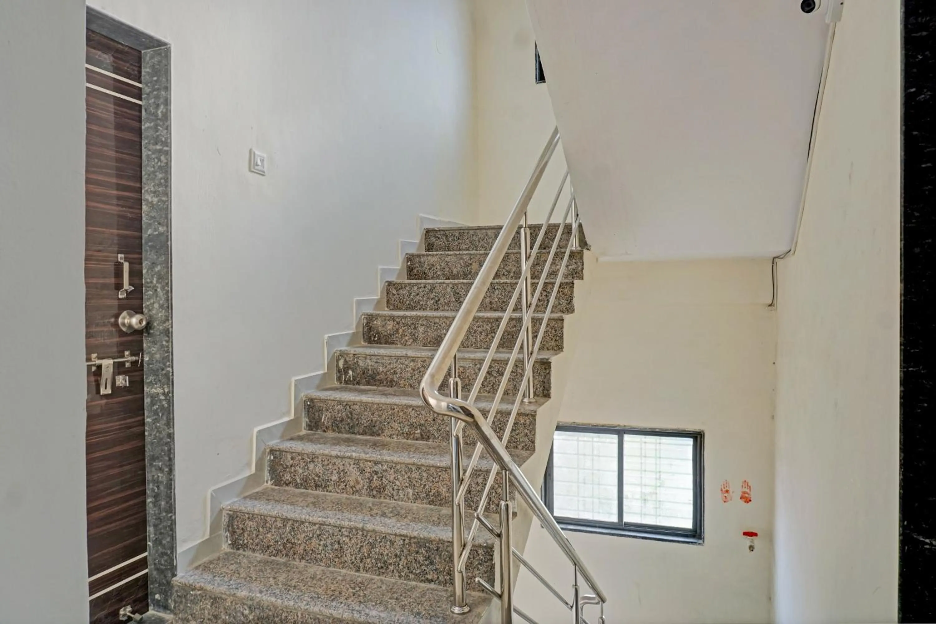 Lobby or reception in Hotel O Shanaya Lodging