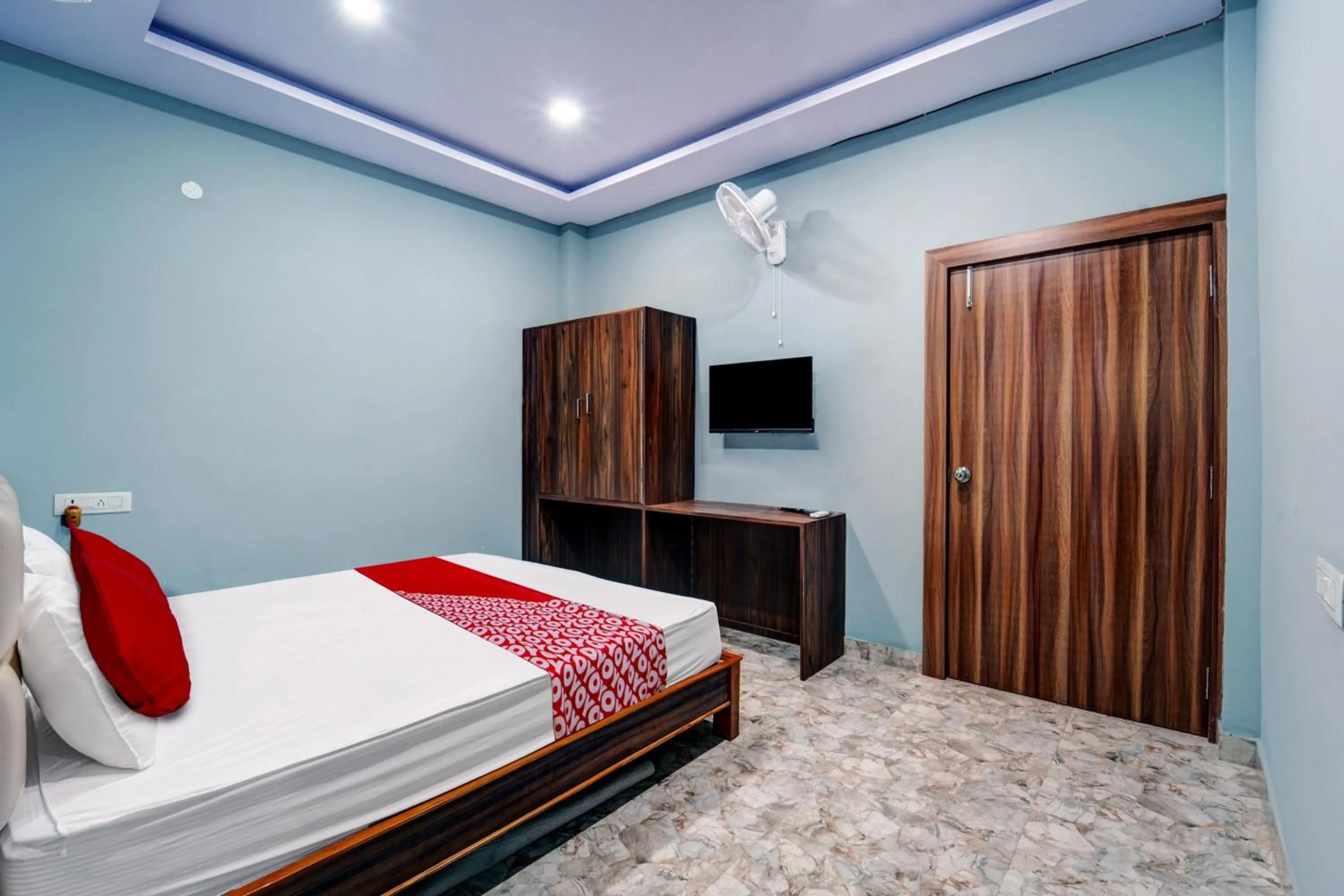 Bedroom, Bed in Hotel O Snug Inn