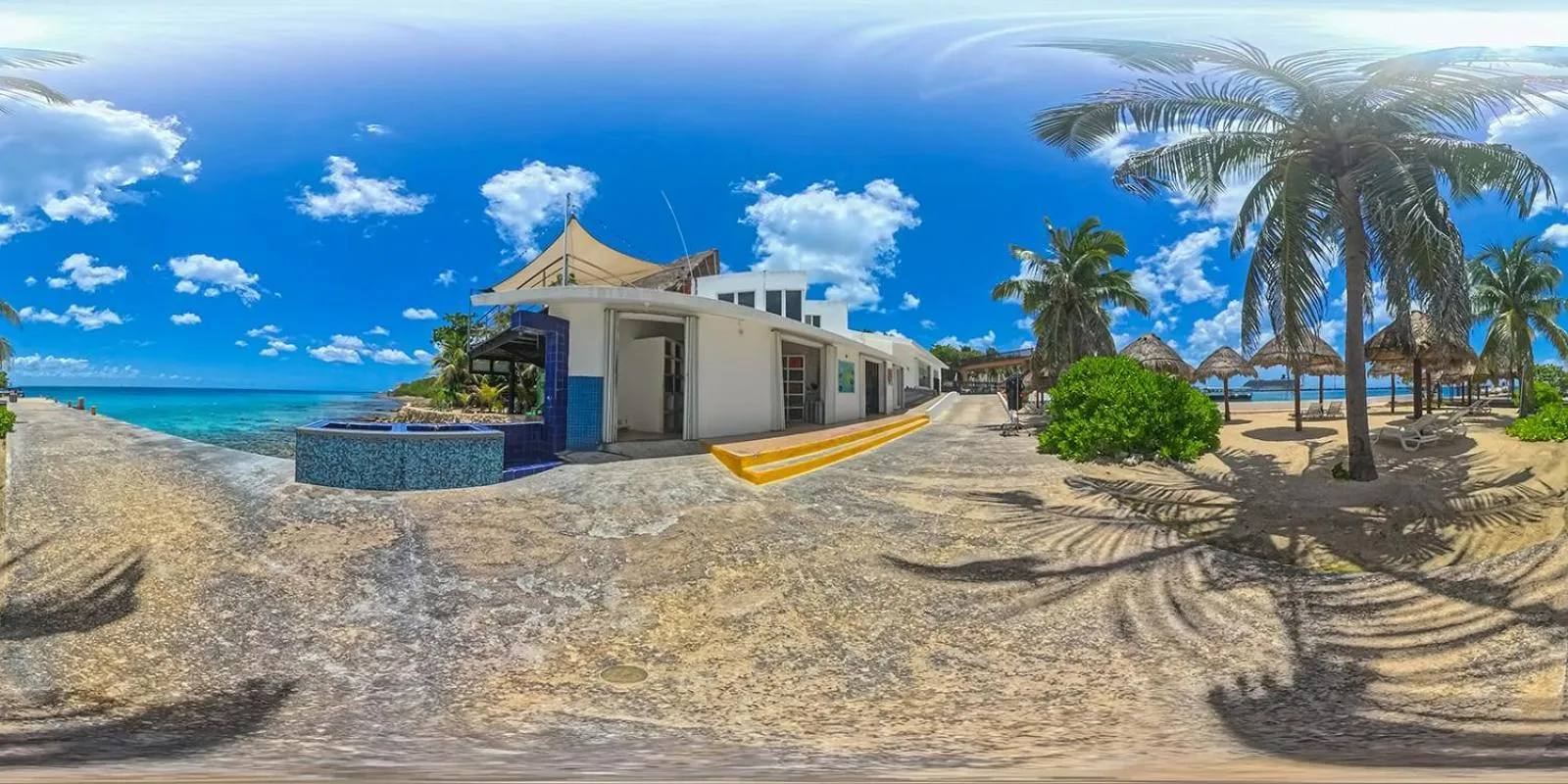 Casa del Mar Cozumel Hotel & Dive Resort with free access to an exclusive beach club