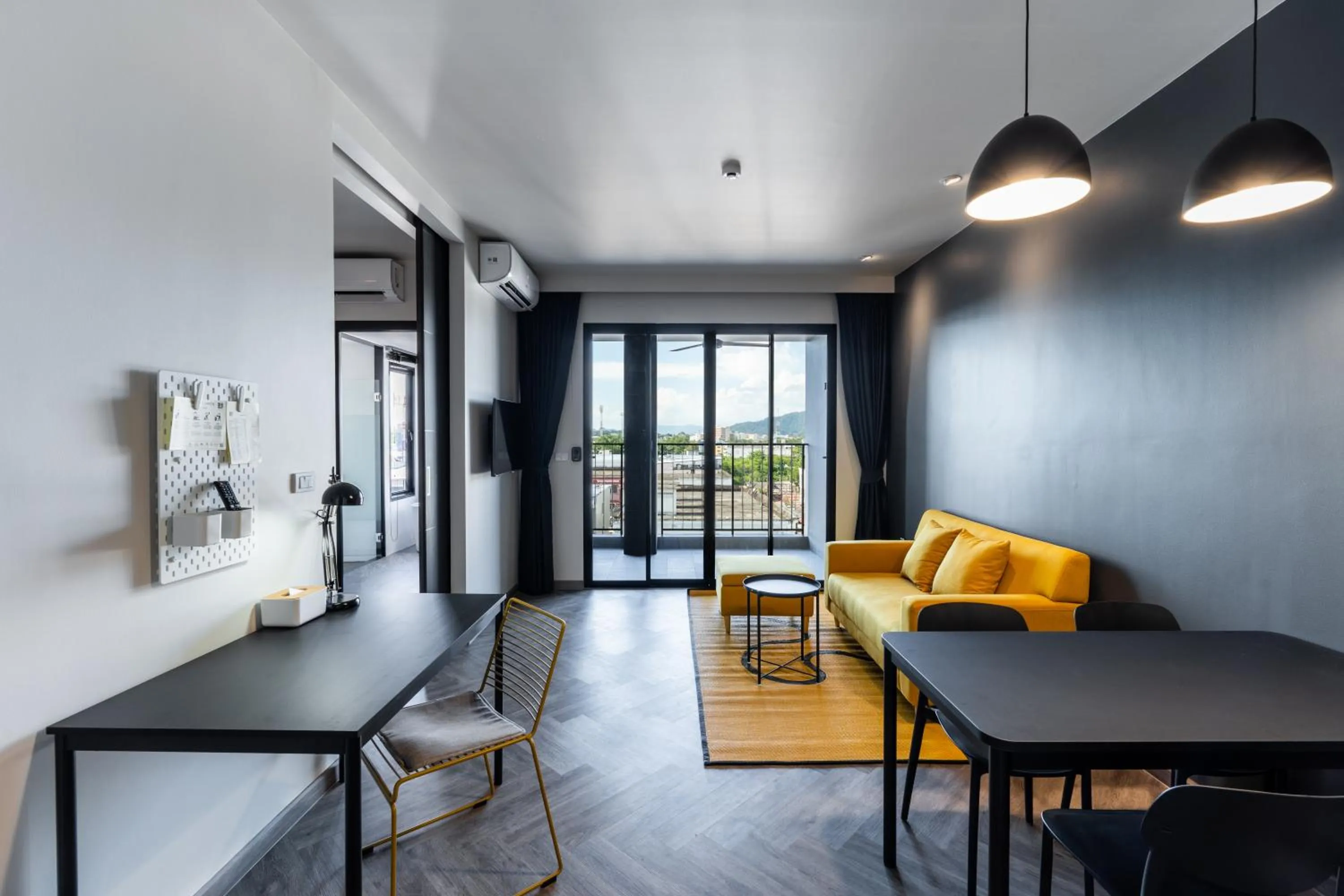 Living room in Blu Monkey Hub and Hotel Krabi Town