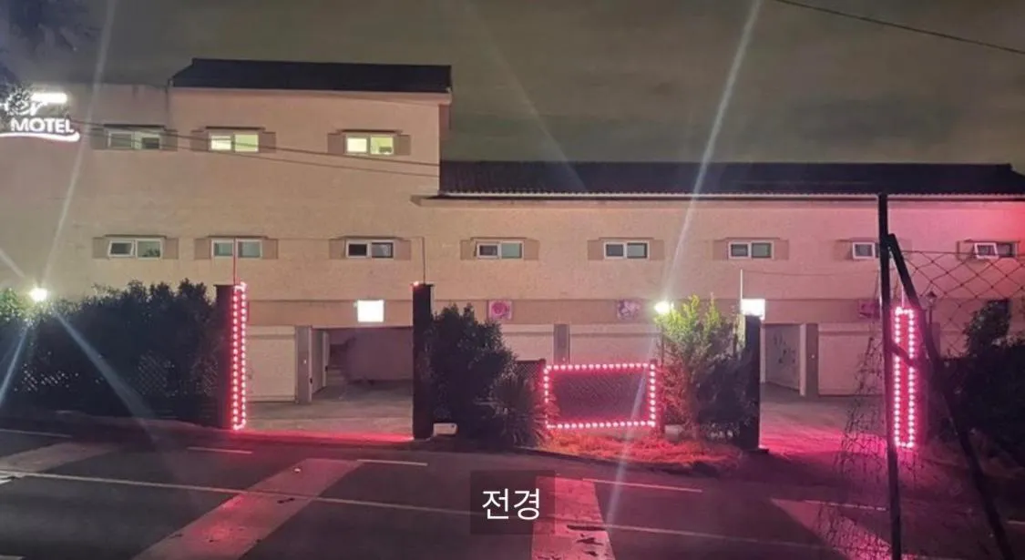 Lobby or reception in Hera drive in hotel