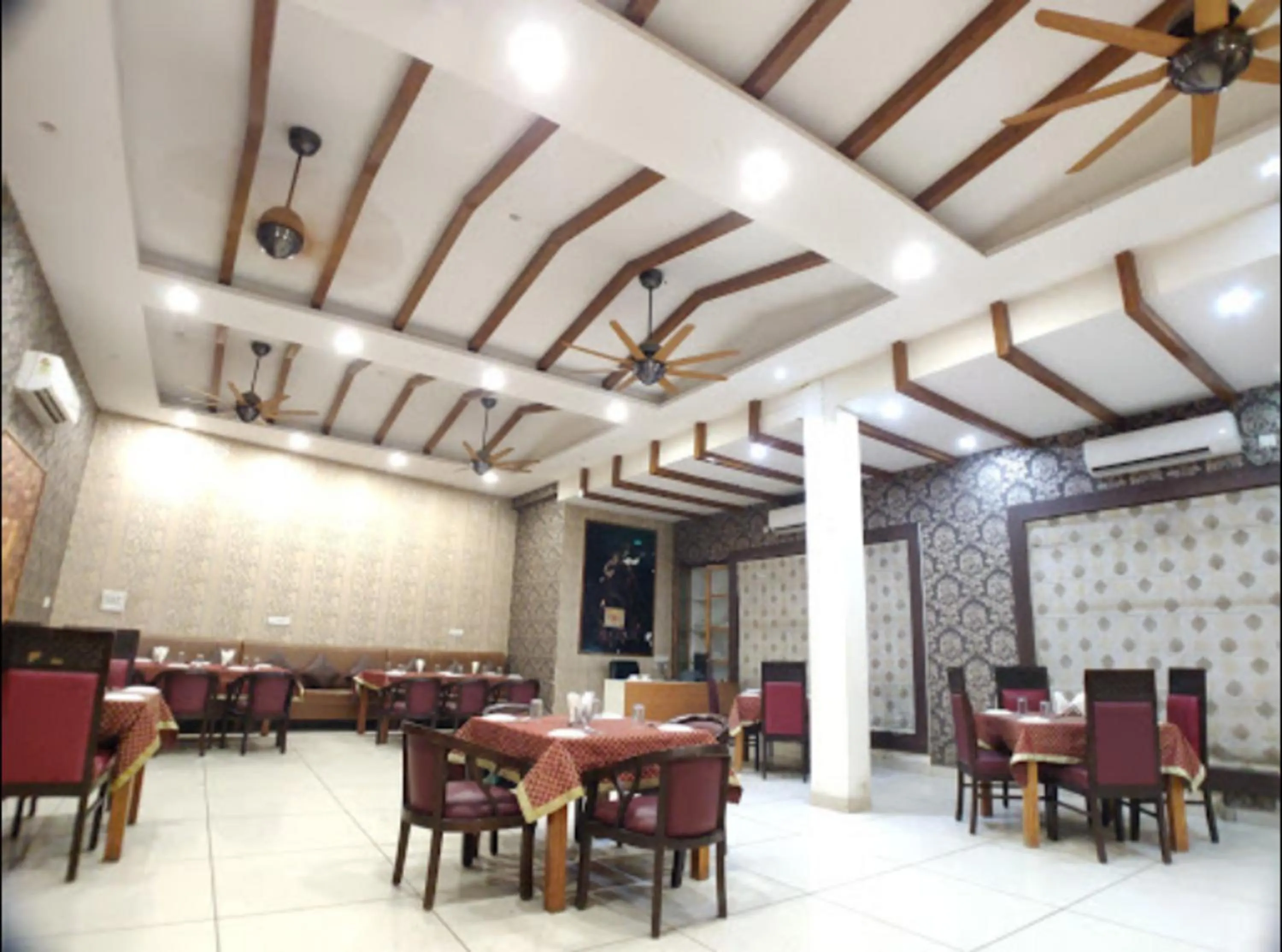 Living room in Hotel Badrika Inn