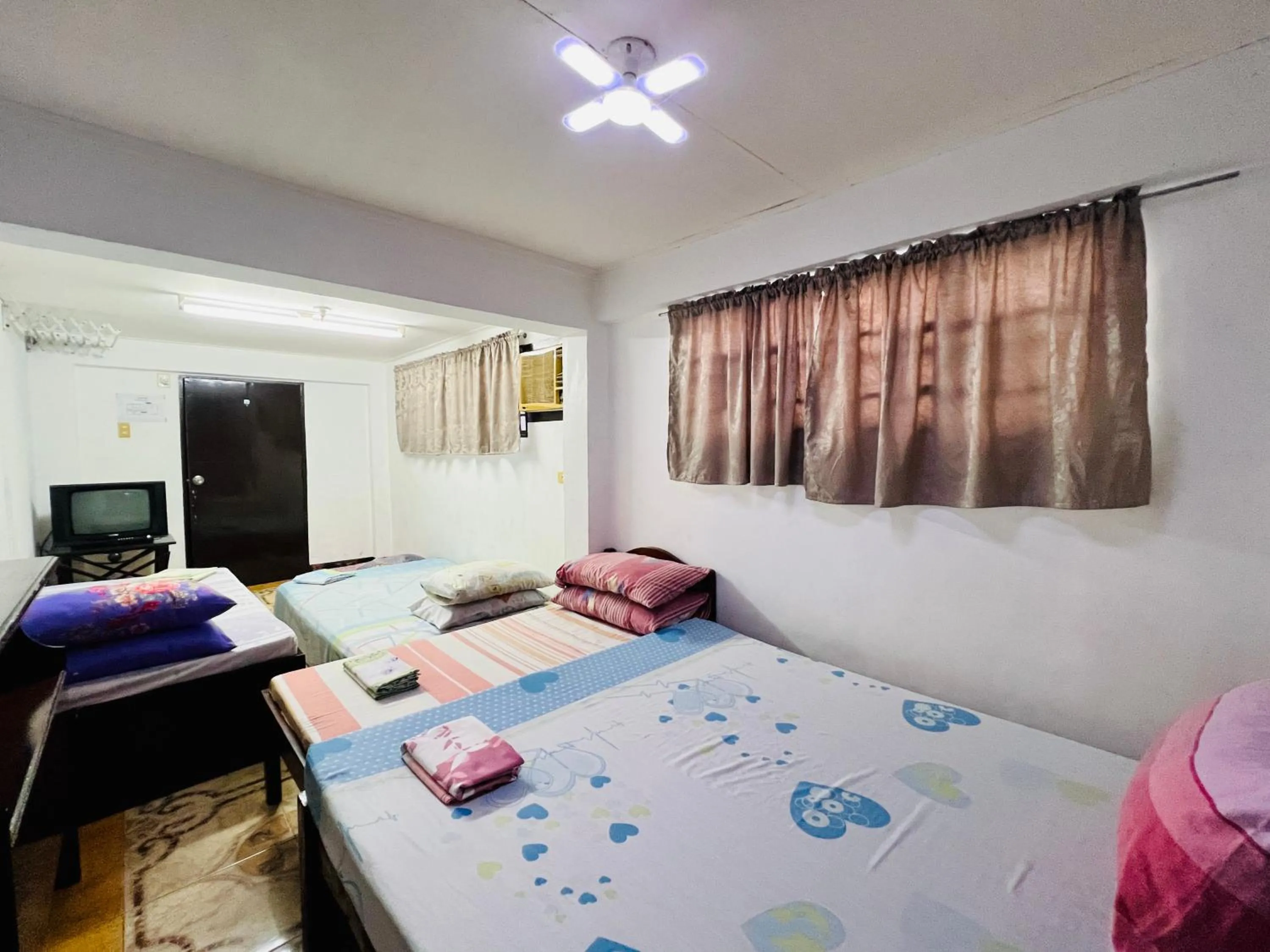 Bed in King Henry's Transient House