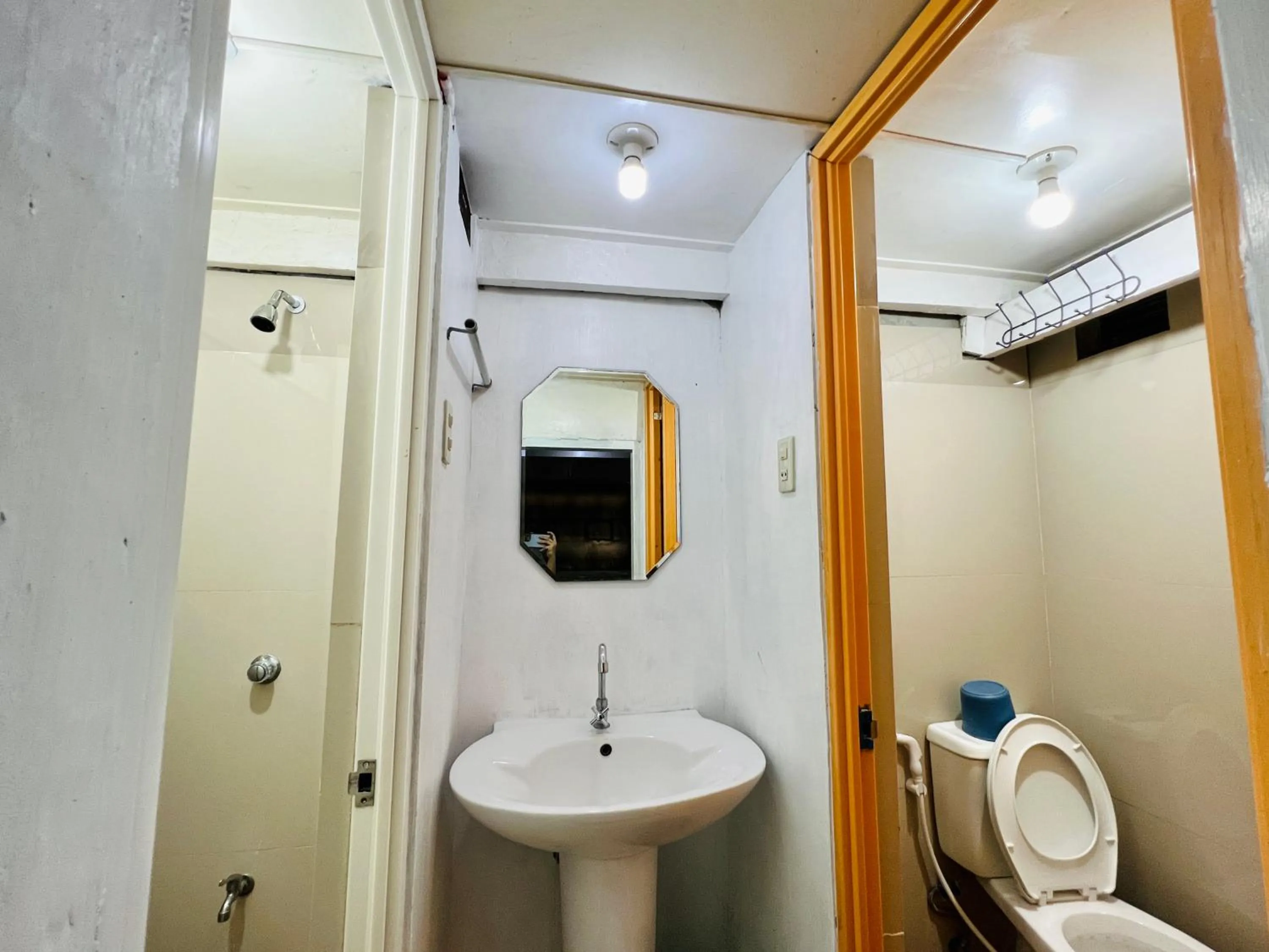 Bathroom in King Henry's Transient House