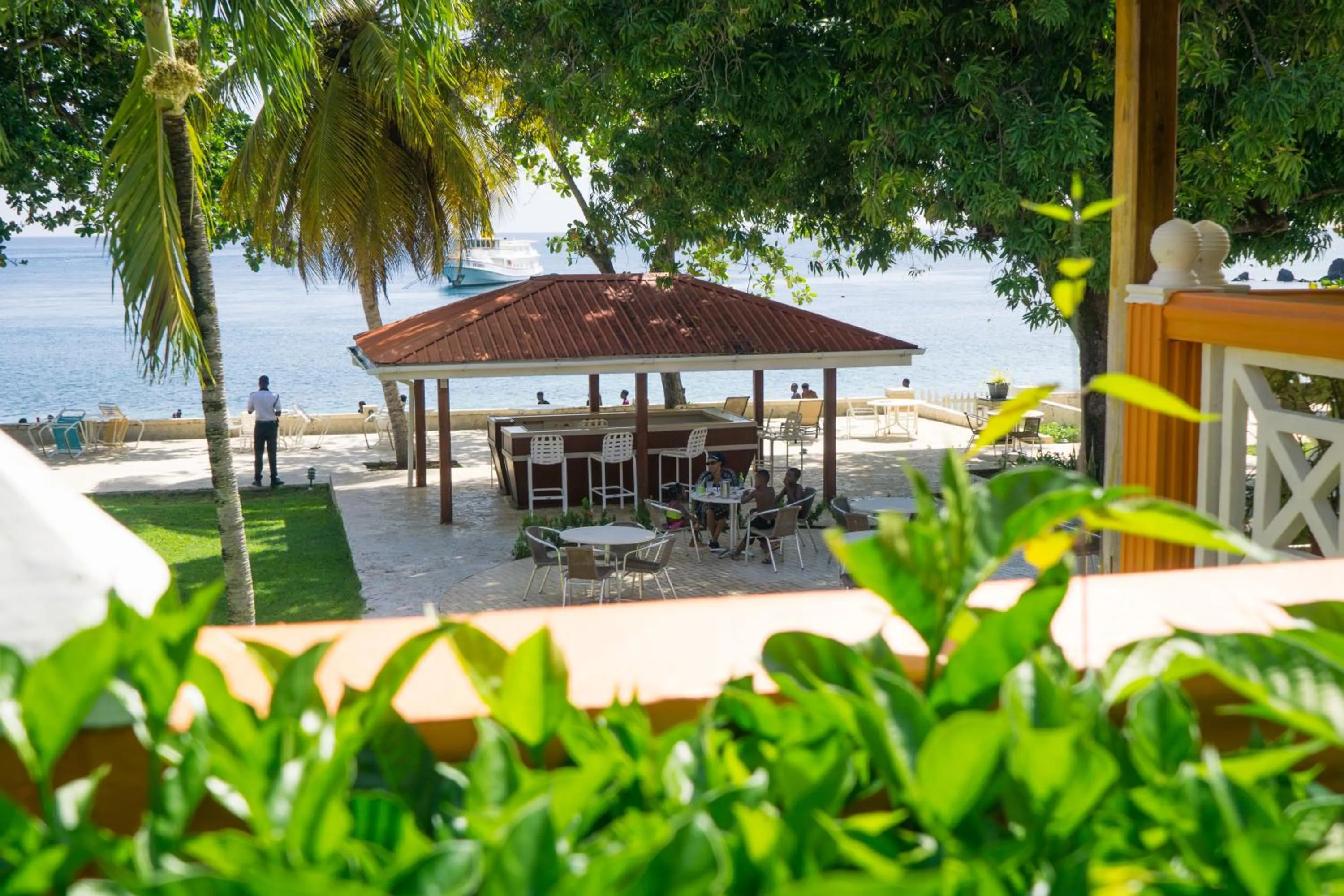 Sunset Shores Beach Hotel