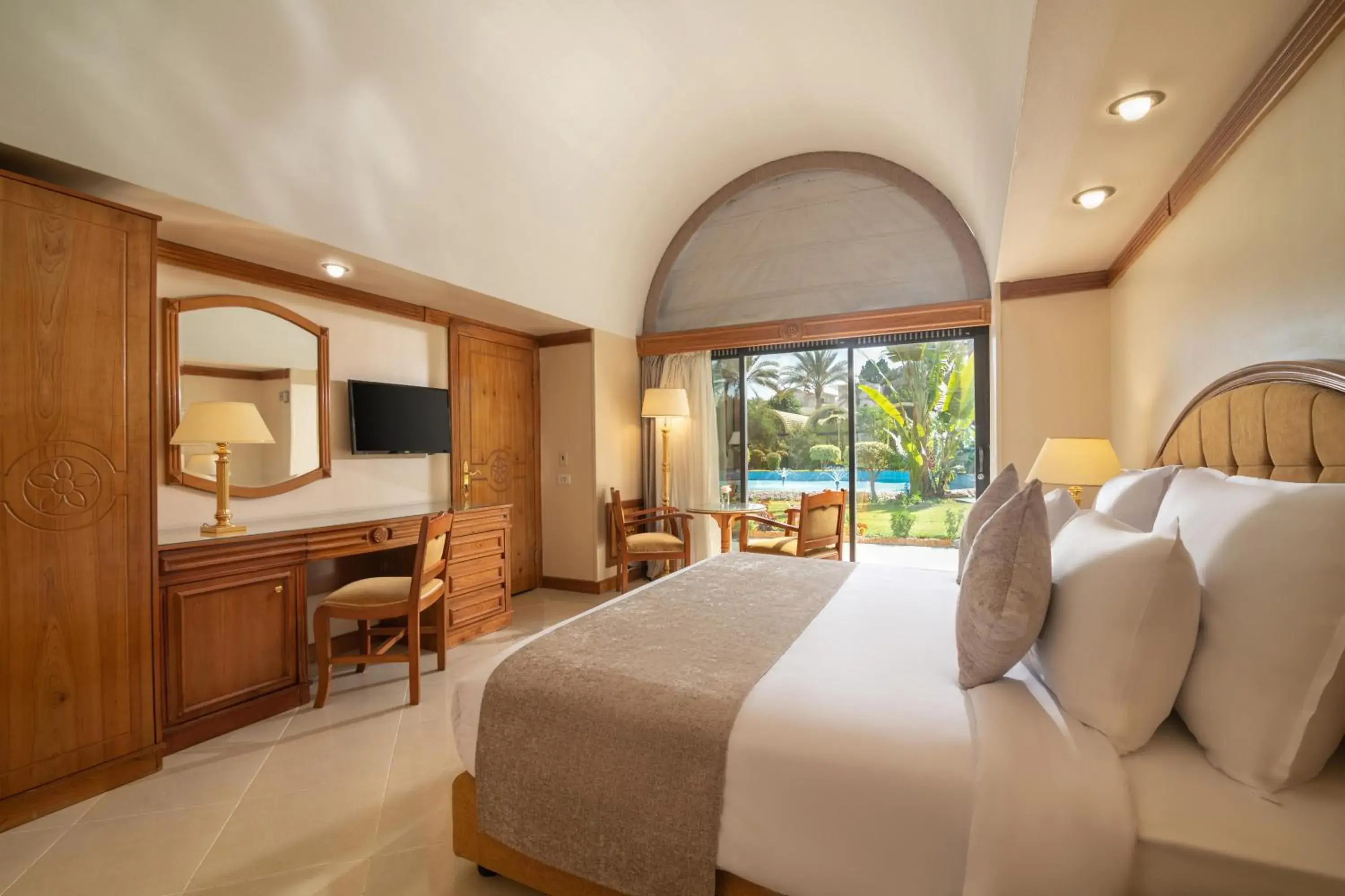 Superior, King or Twin Bed, Garden View - single occupancy in JAZ Pyramids Resort Superior, King or Twin Bed, Garden View - single occupancy in JAZ Pyramids Resort