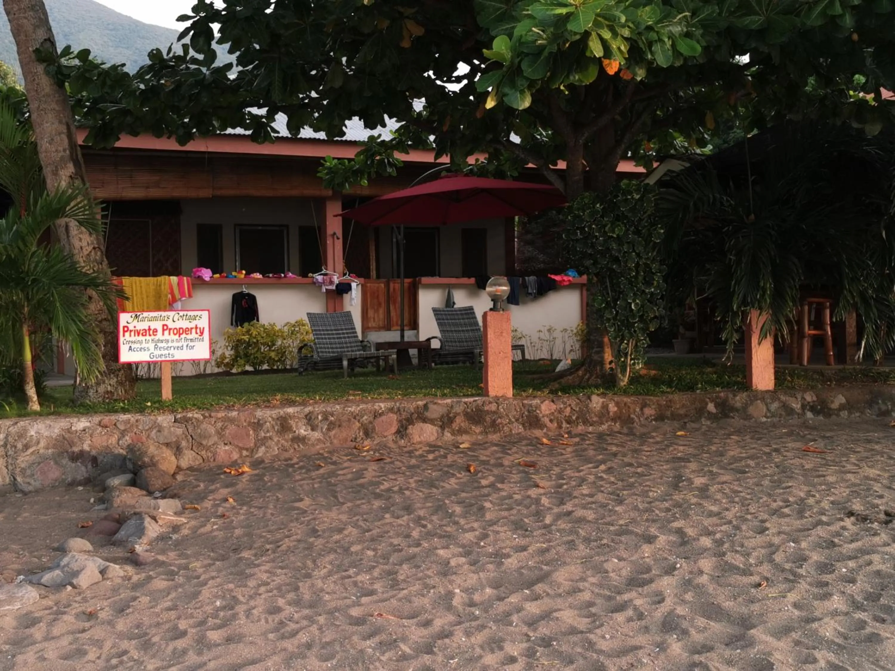 Beach in Marianita's cottages
