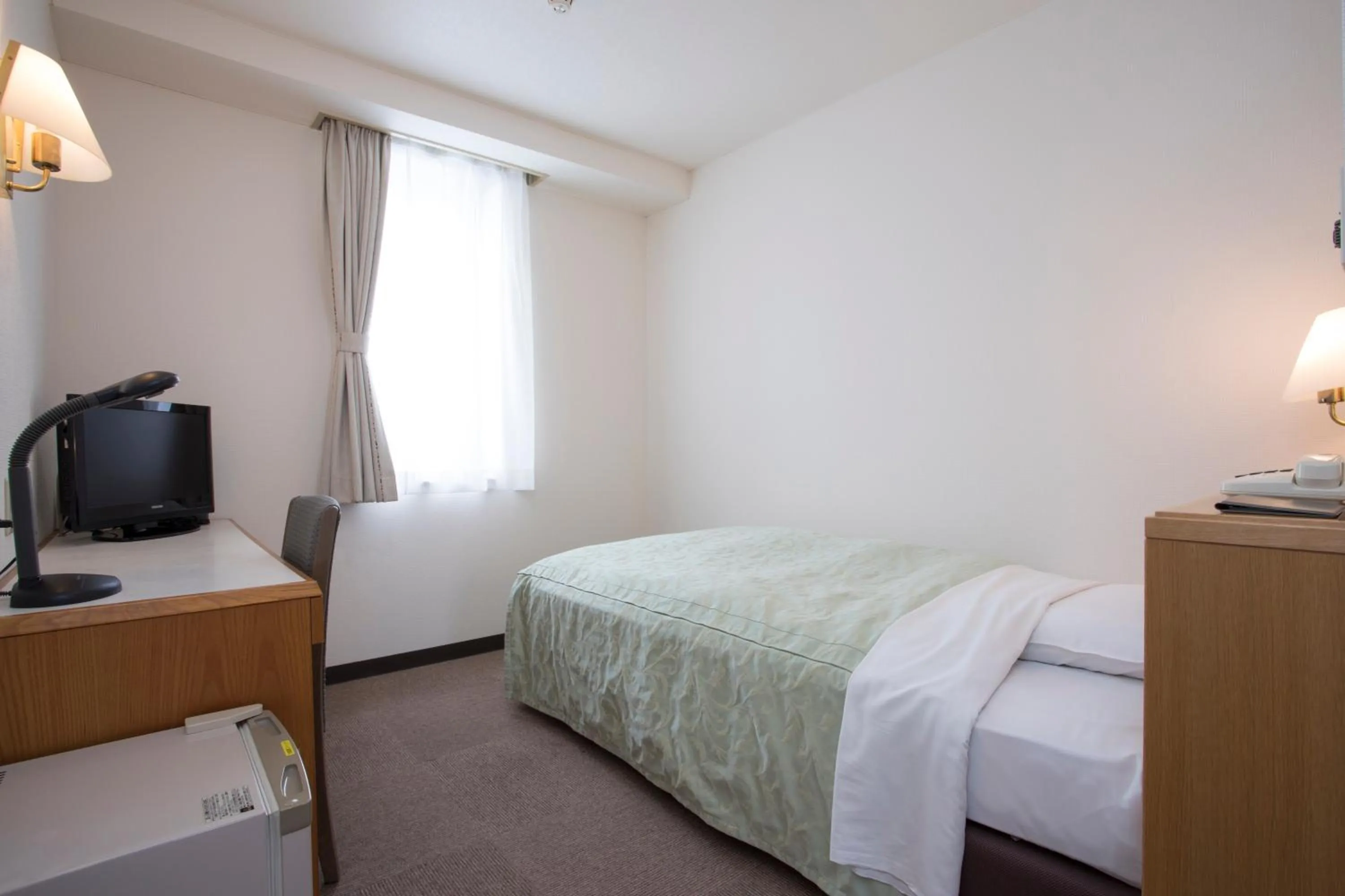 Photo of the whole room in Hotel Sunroute Aomori