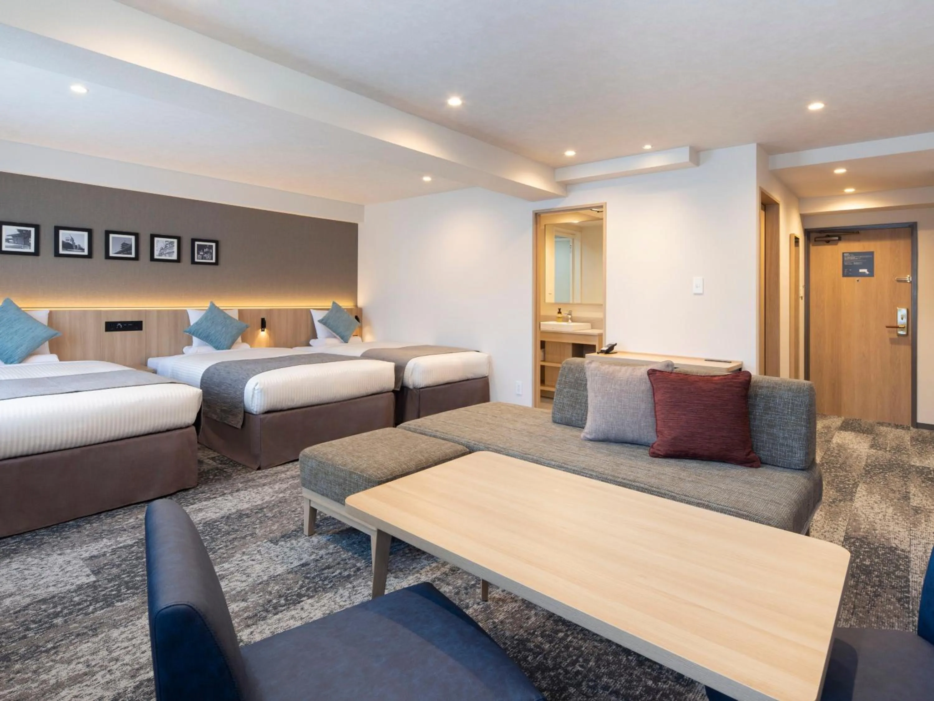 Photo of the whole room, Bed in FLEXSTAY INN Iidabashi