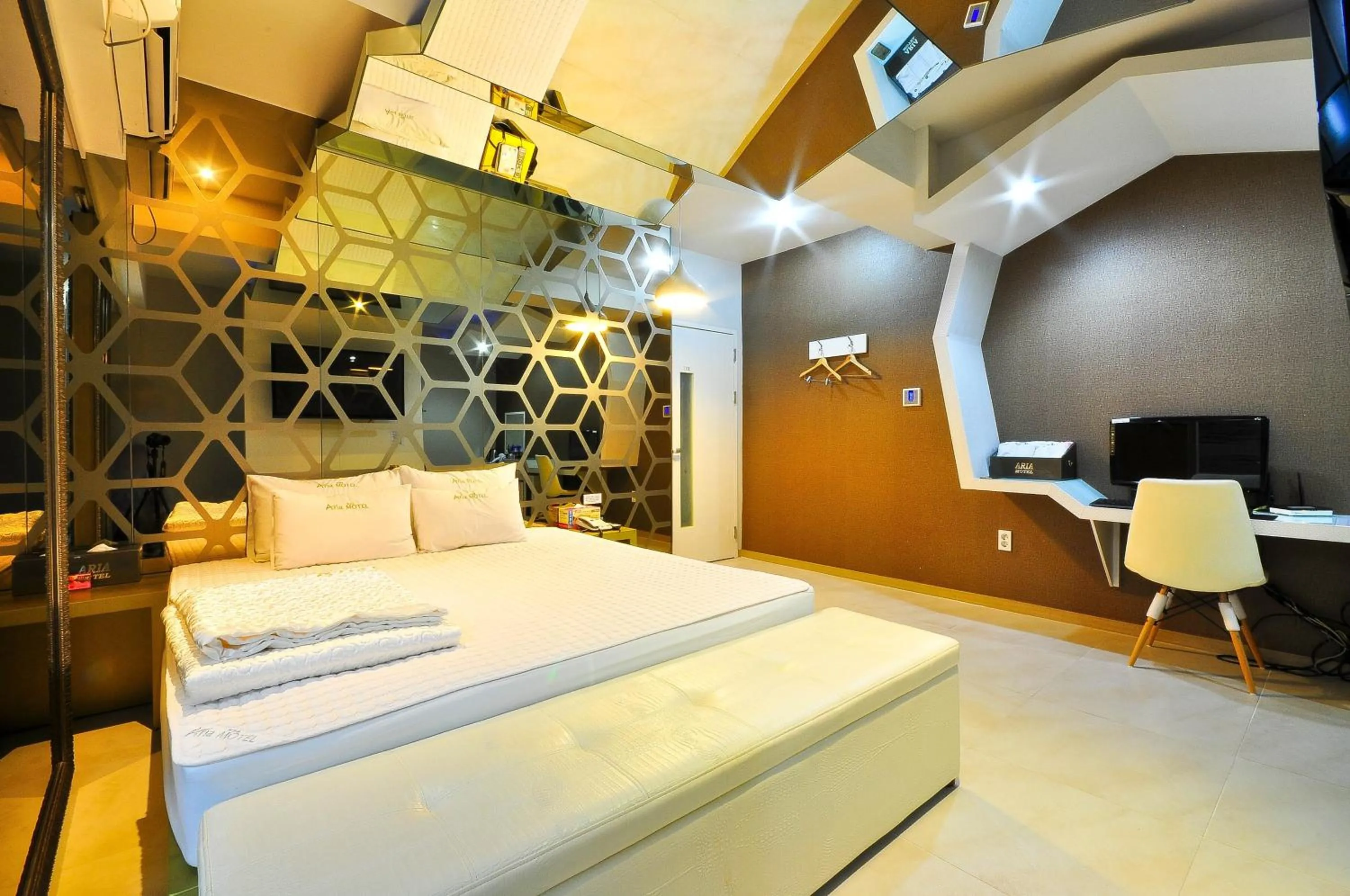 Bedroom, Bed in Boutique Hotel Aria Nampo