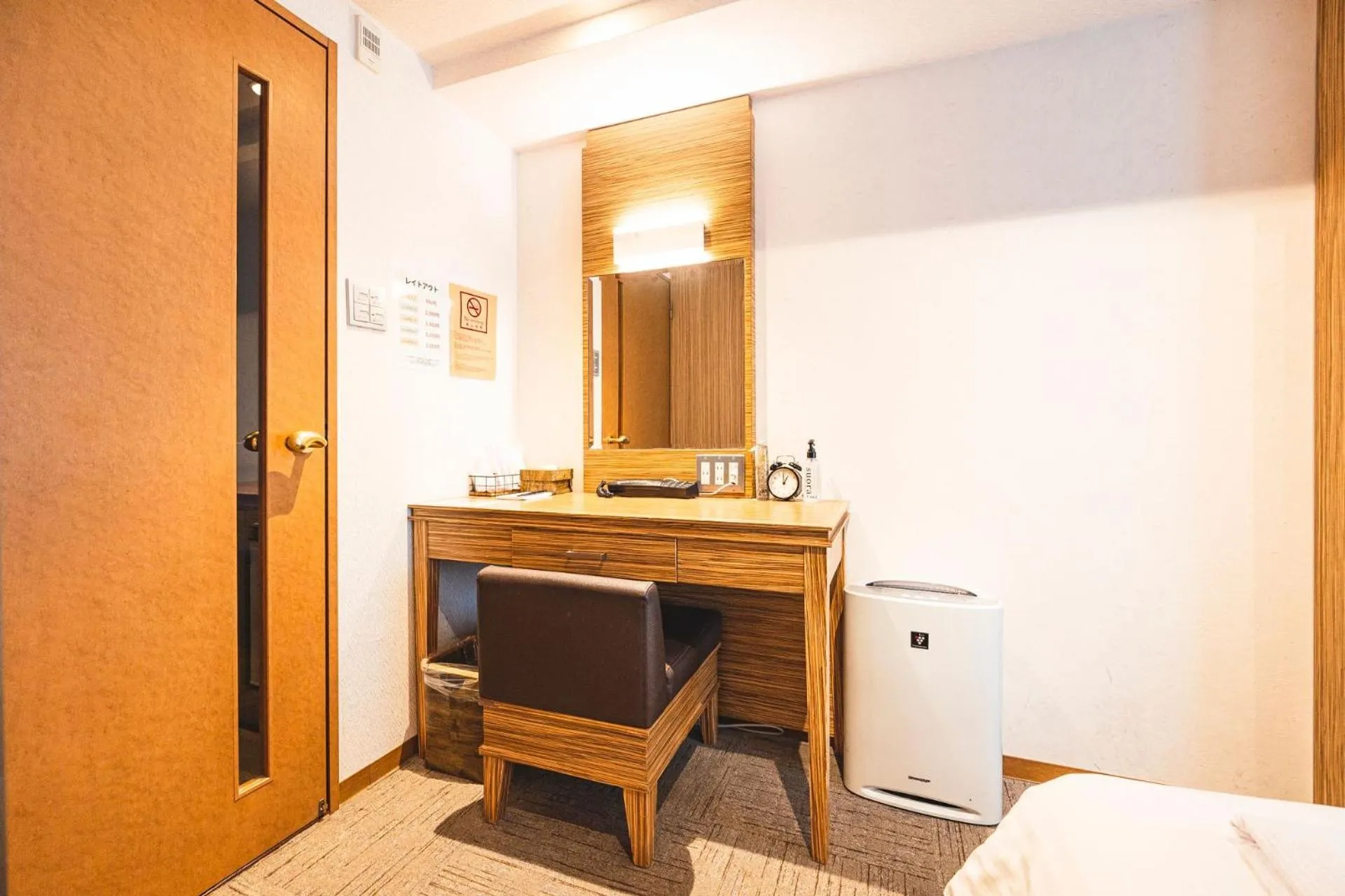 hair dresser, Bed in HOTEL RELIEF Namba Daikokuchou