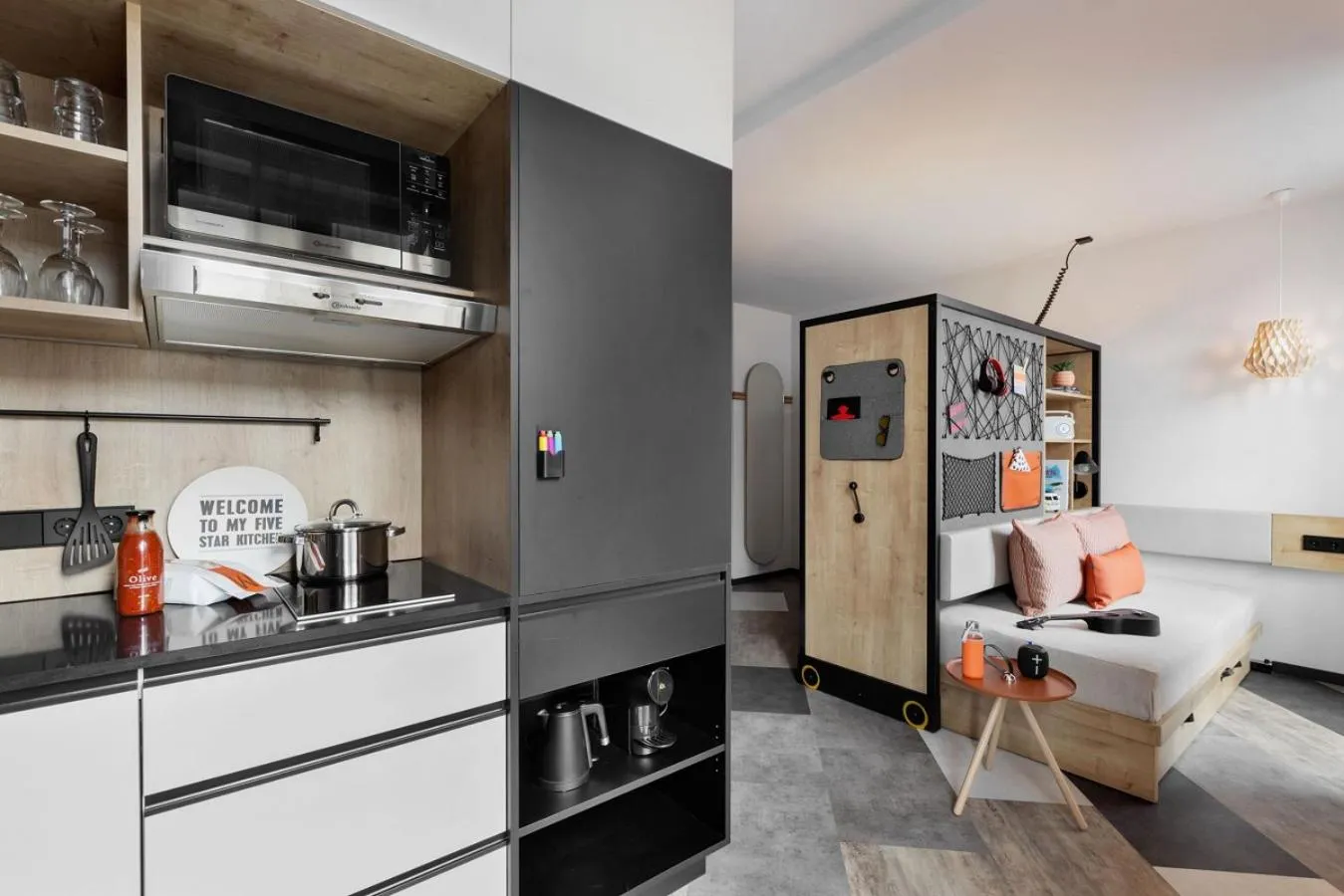 Photo of the whole room in Stay KooooK Leipzig City - Online Check In