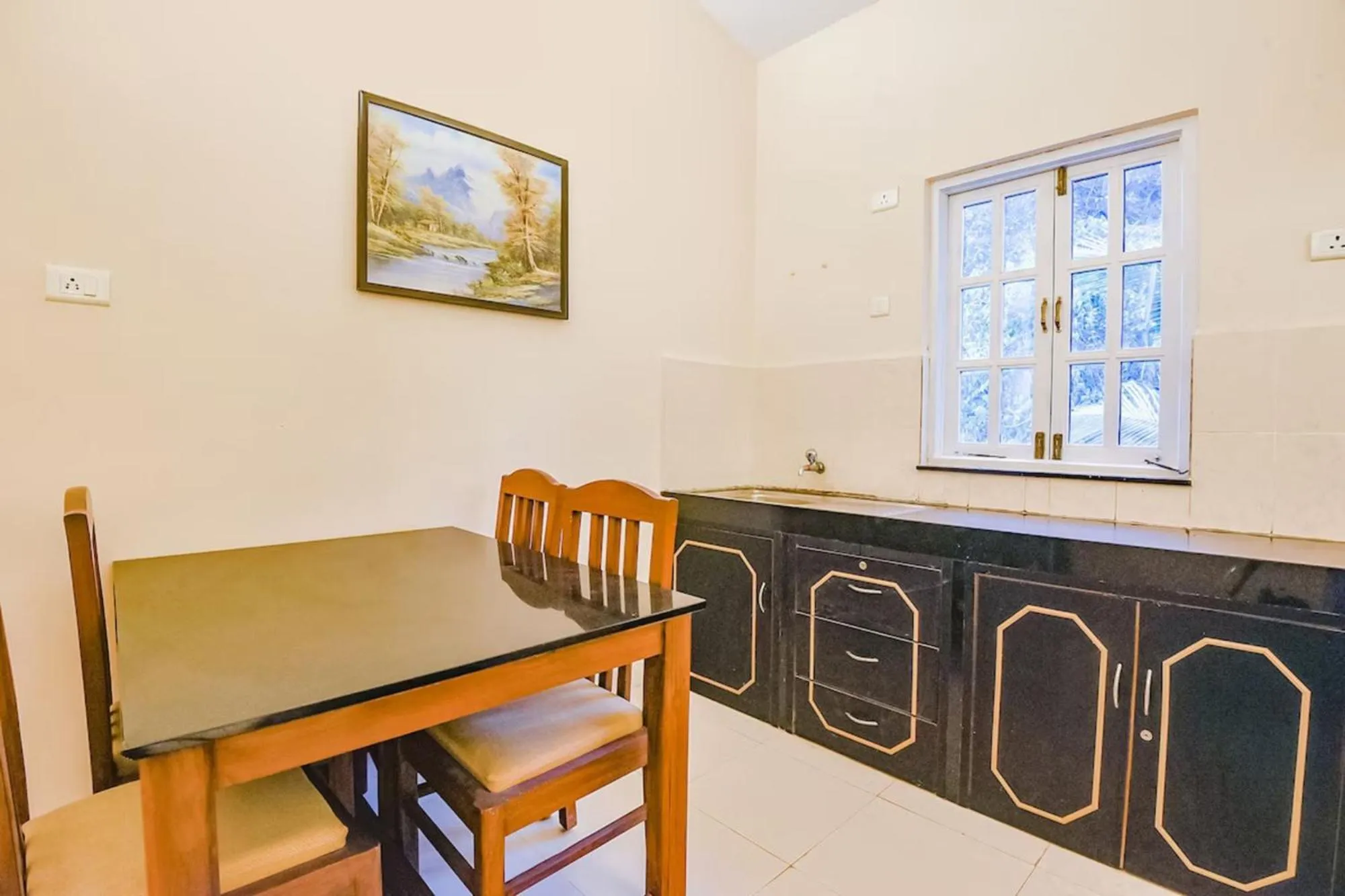 Dining area in FabHotel Prime Emerald Highland - 500M From Candolim Beach