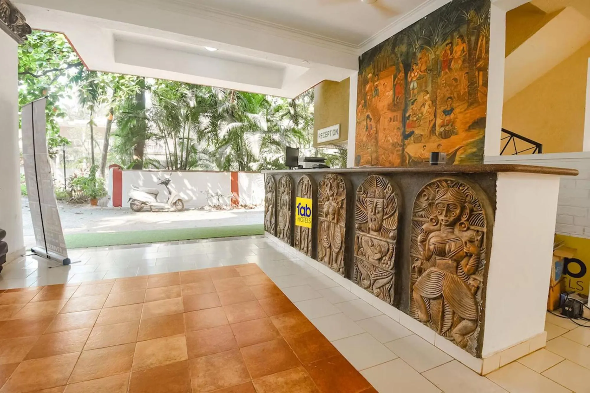 Lobby or reception in FabHotel Prime Emerald Highland - 500M From Candolim Beach