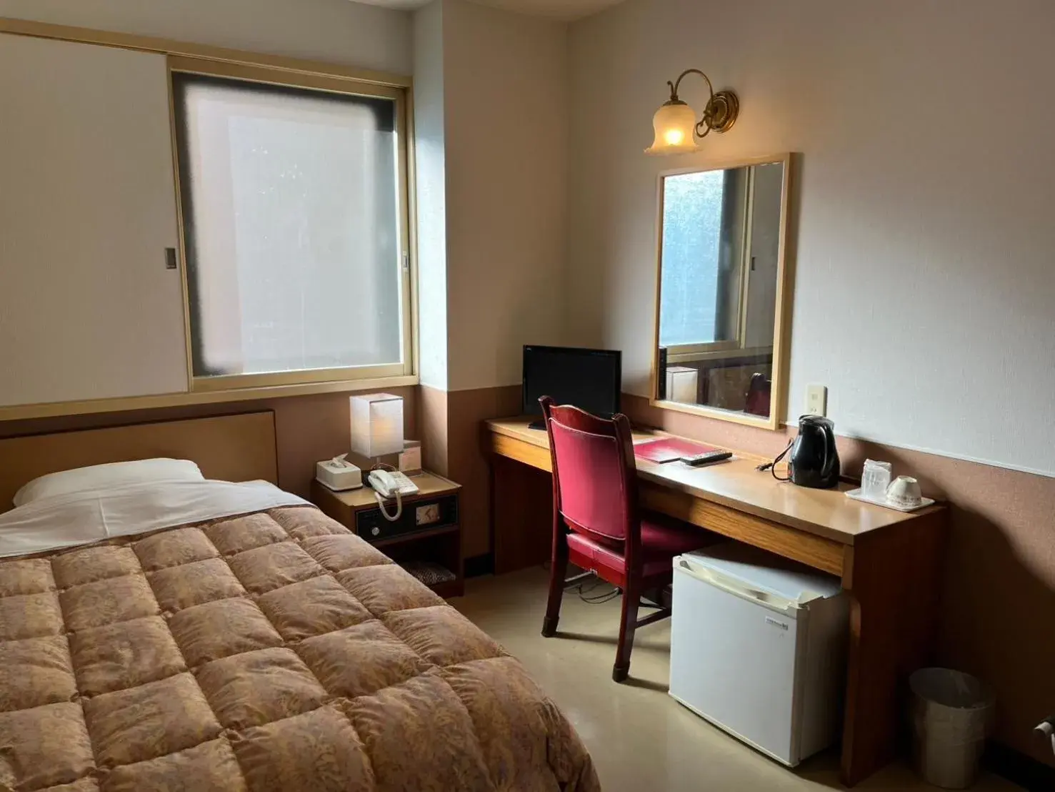 Double Room with Small Double Bed - single occupancy in Oka Hotel Double Room with Small Double Bed - single occupancy in Oka Hotel