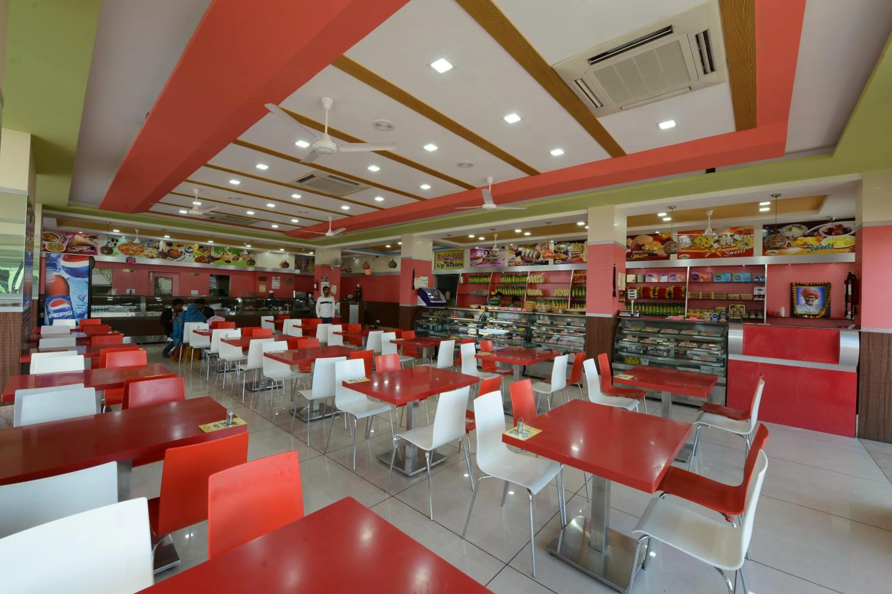 Food close-up in Hotel Heeralal