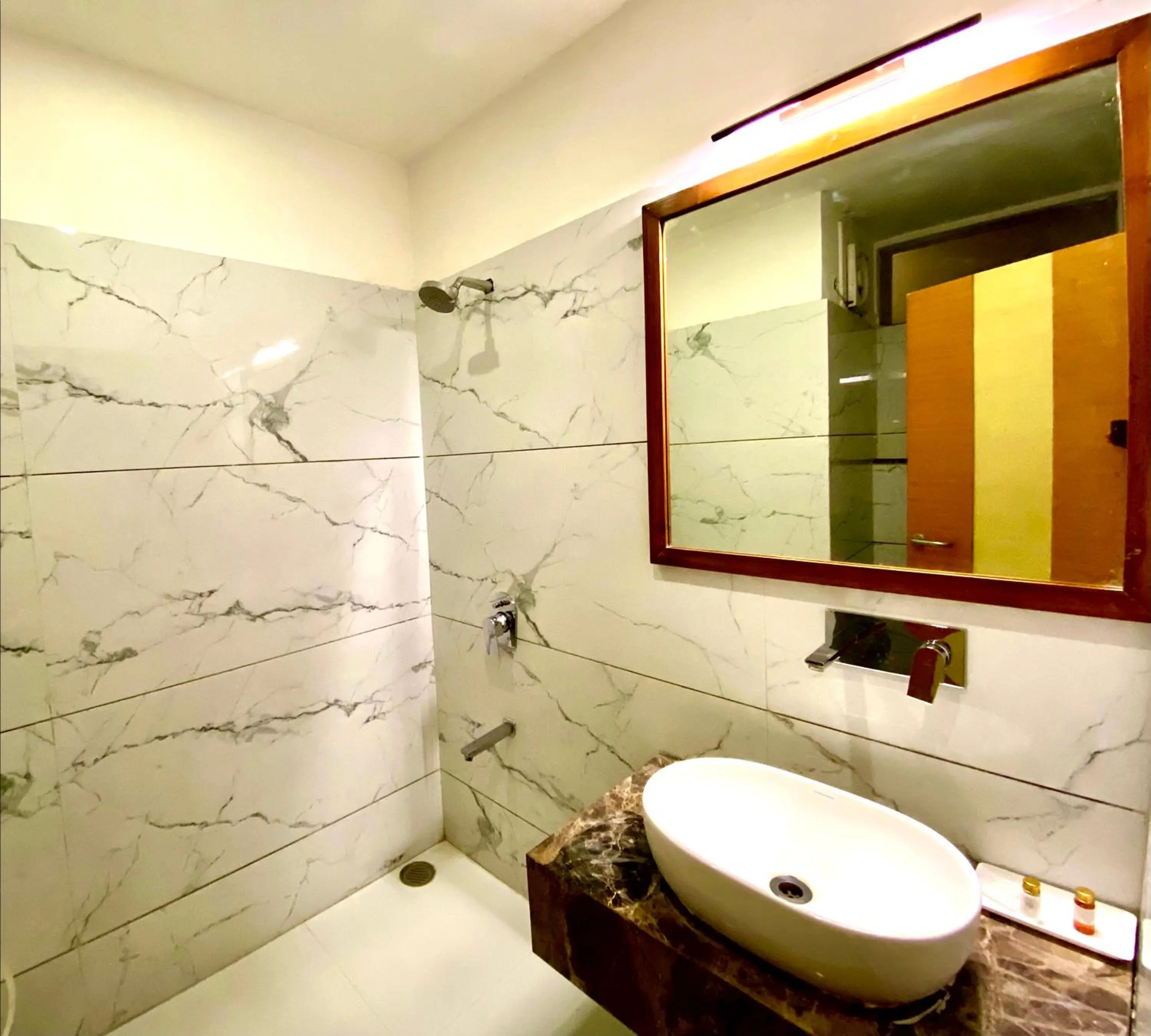 Bathroom in Ranbanka Heritage Resort 1 km from Bhilwara Railway Station