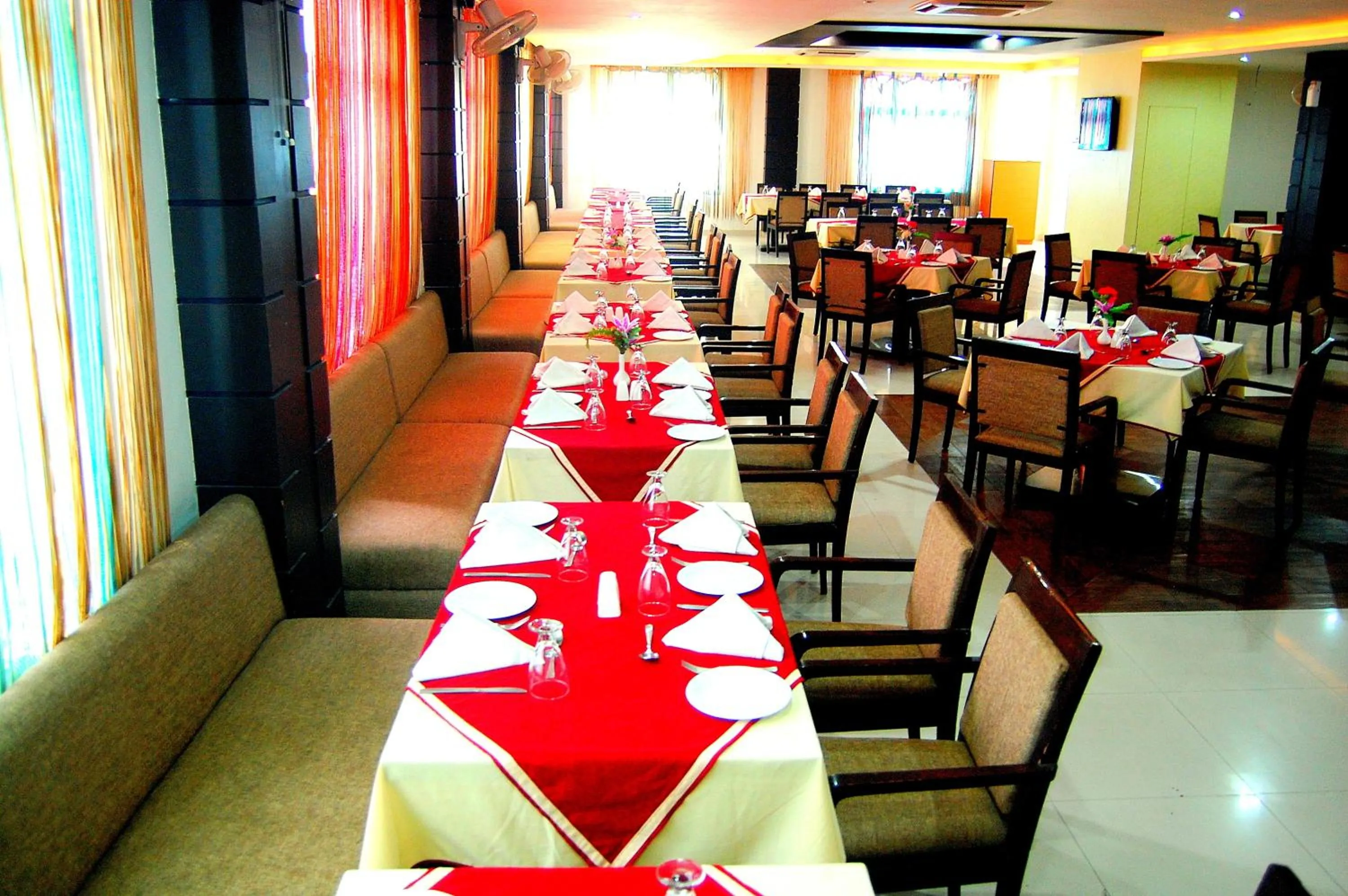 Restaurant/places to eat in Ranbanka Heritage Resort 1 km from Bhilwara Railway Station