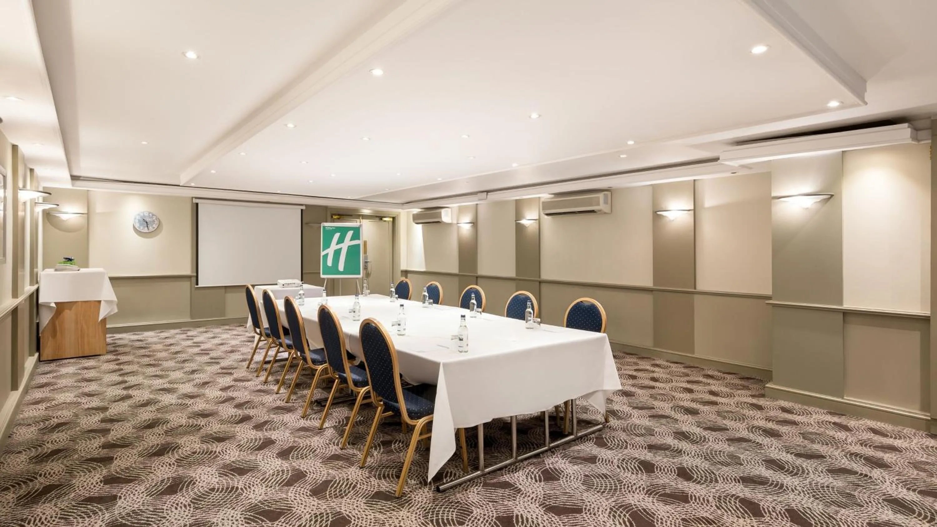 Meeting/conference room in Holiday Inn Brighton Seafront by IHG