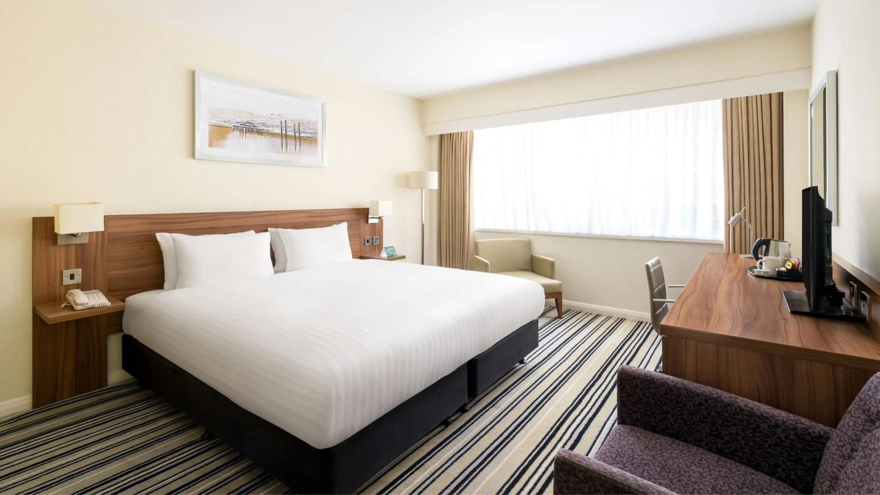 Photo of the whole room, Bed in Holiday Inn Brighton Seafront by IHG