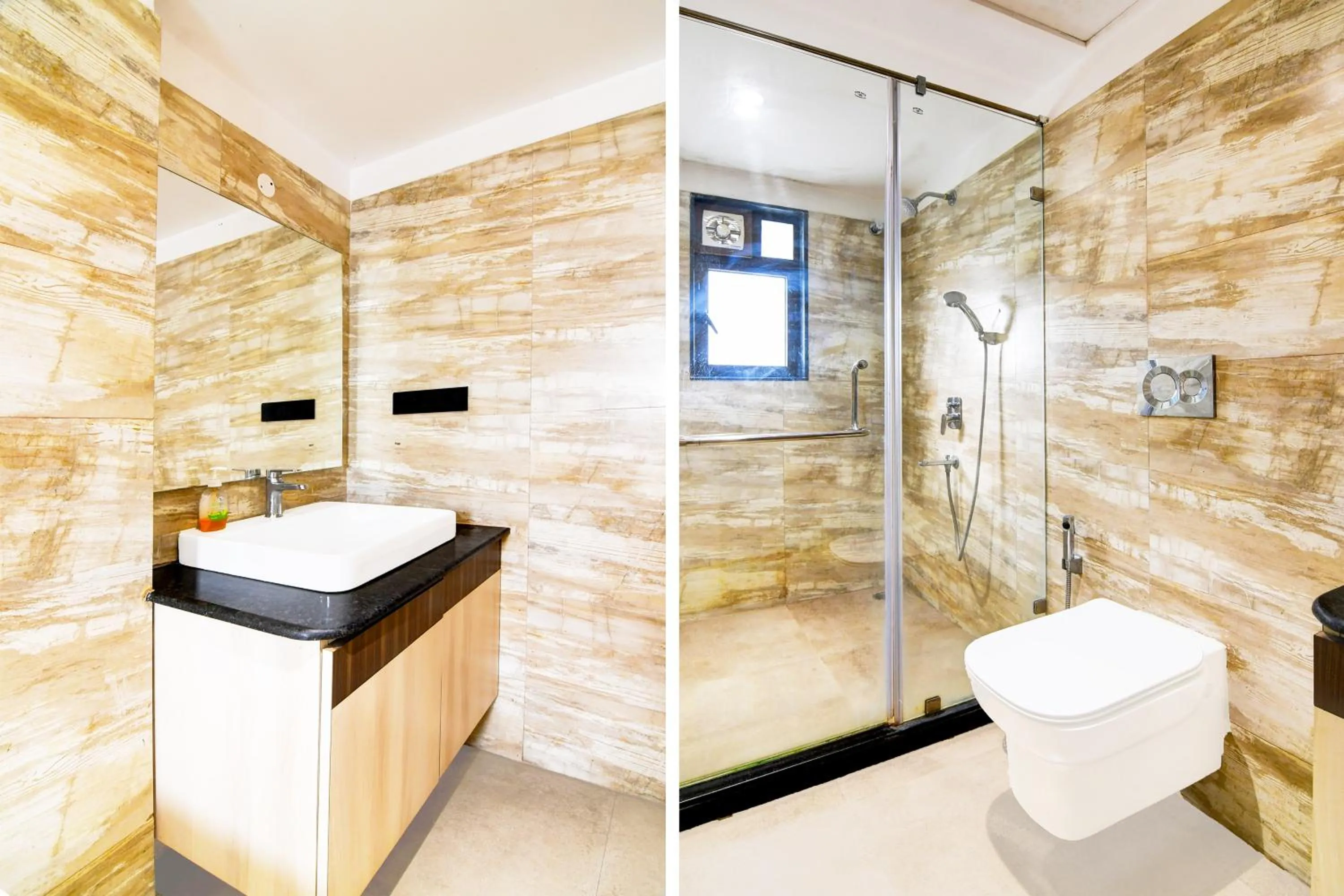 Bathroom in Super Townhouse New Town Near DLF