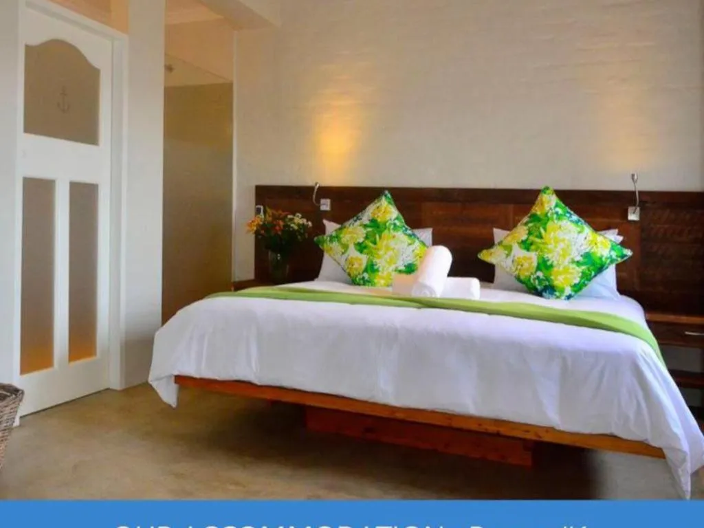 Bed in Ocean Gaze Bed and Breakfast