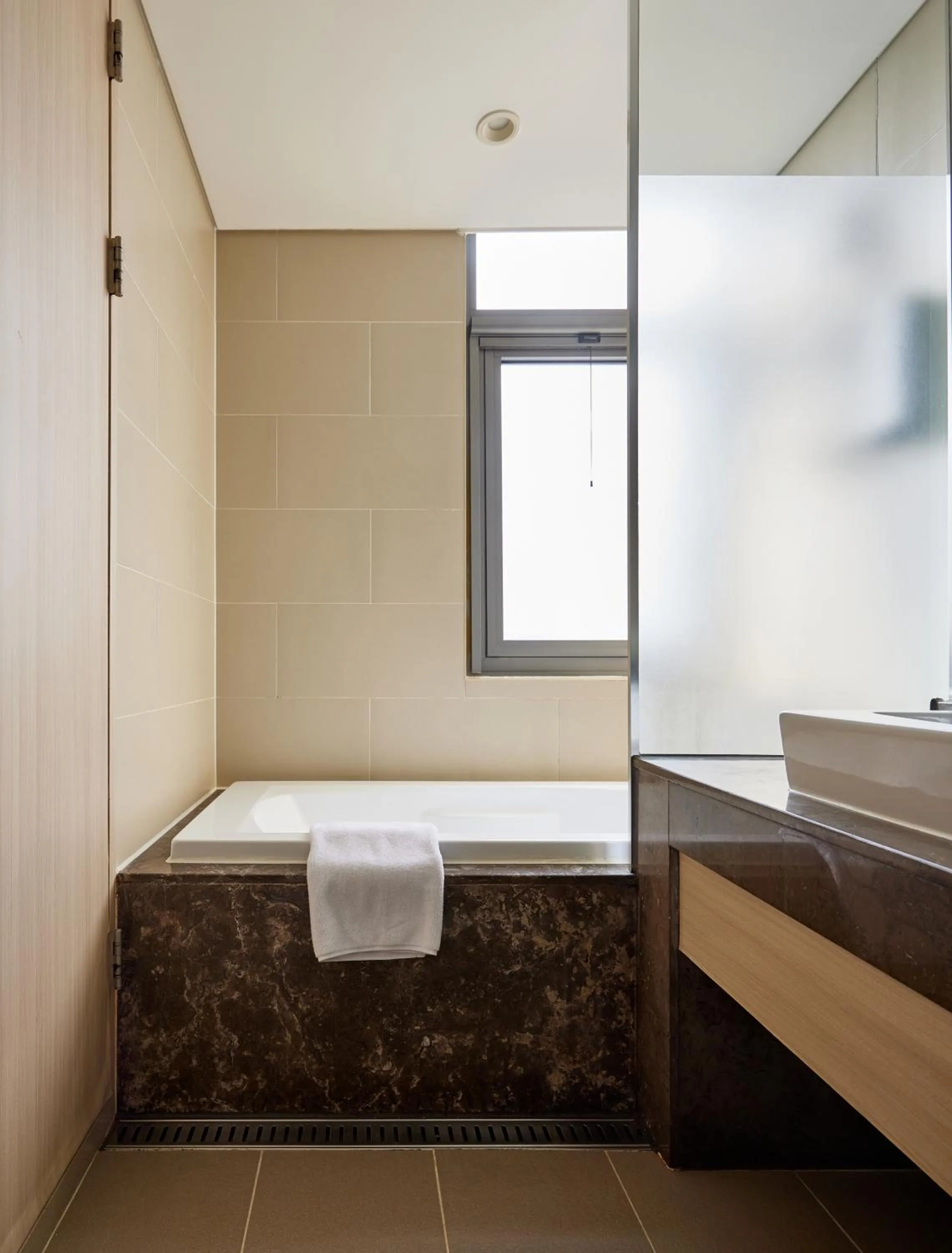 Bath in Mayplace Hotel