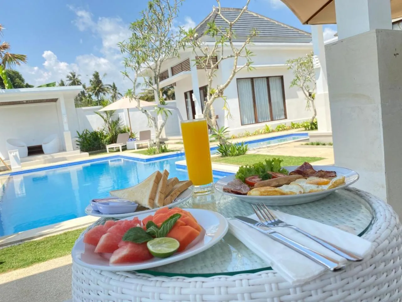 Food and drinks in Namika Villas Ubud