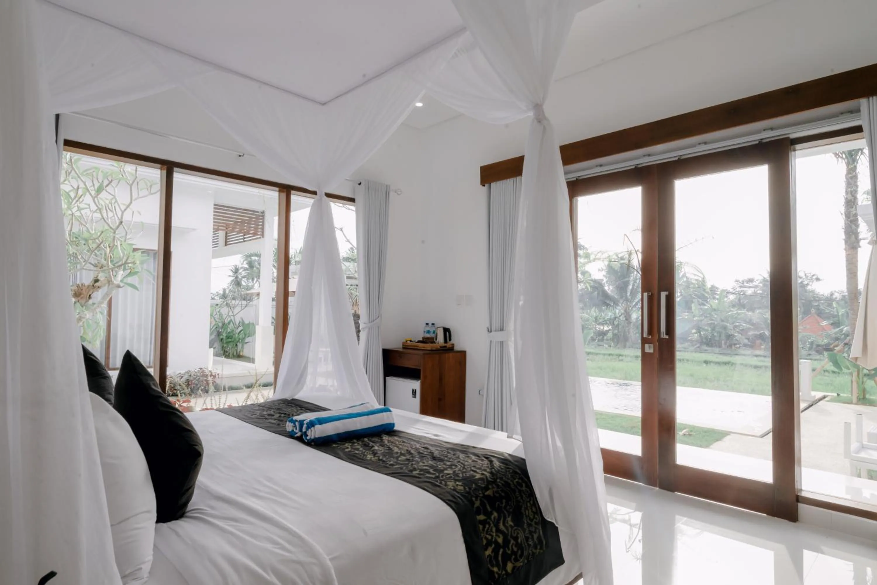 Bed in Namika Villas Ubud